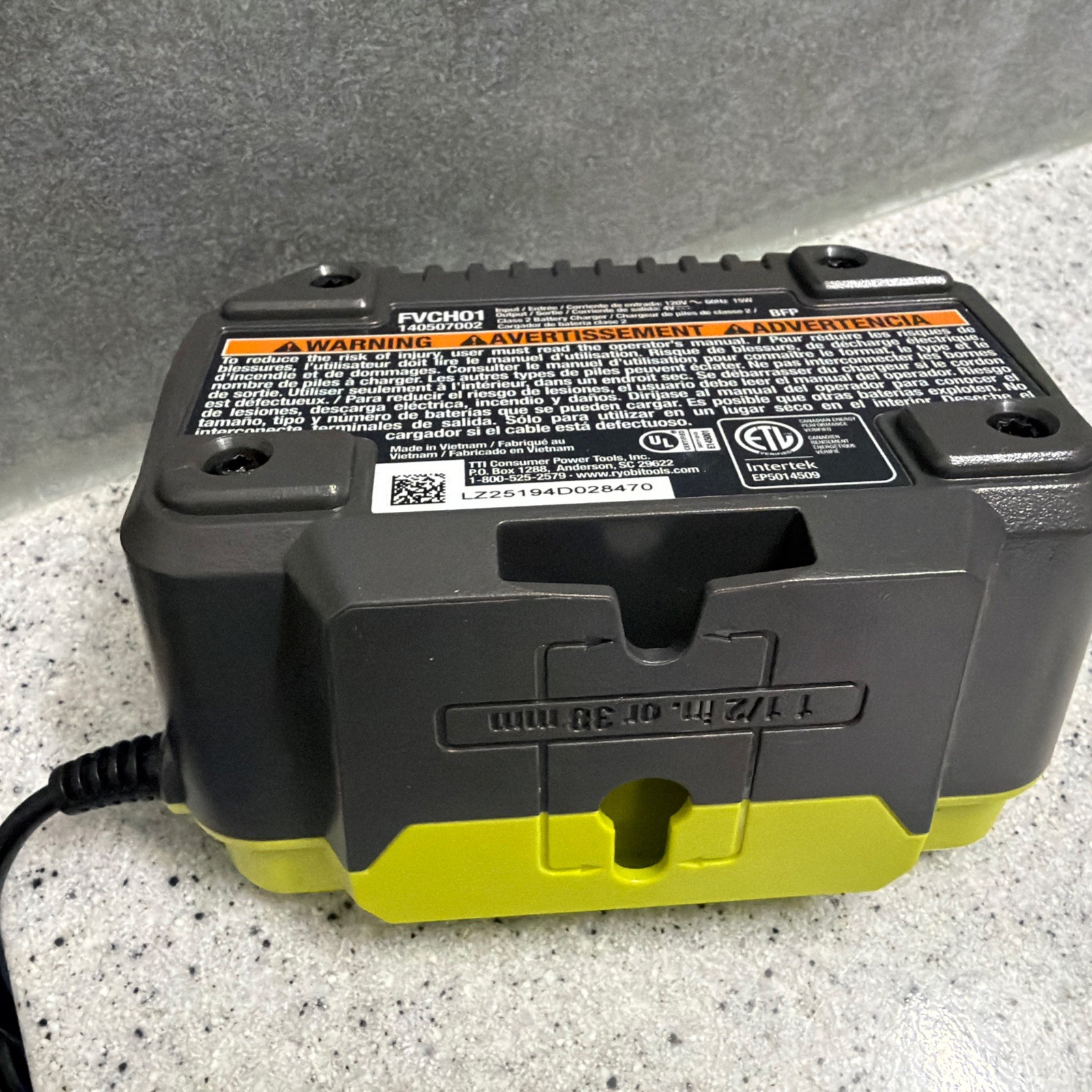 USB Lithium 3-Port Charger