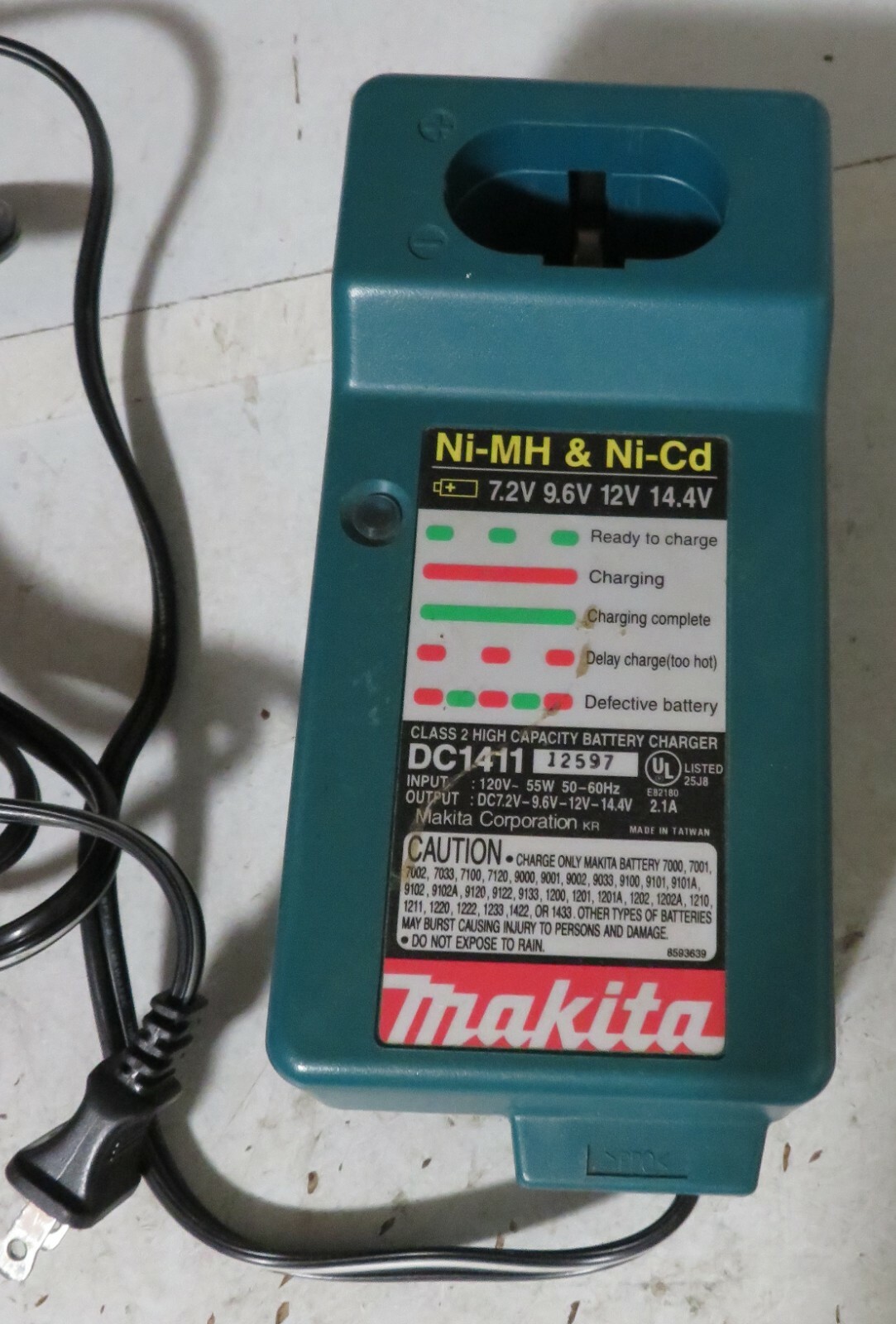 OEM MAKITA DC1411 Battery Charger 7.2V 9.6V 12V 14.4V Ni-MH Ni-Cd Tested Used