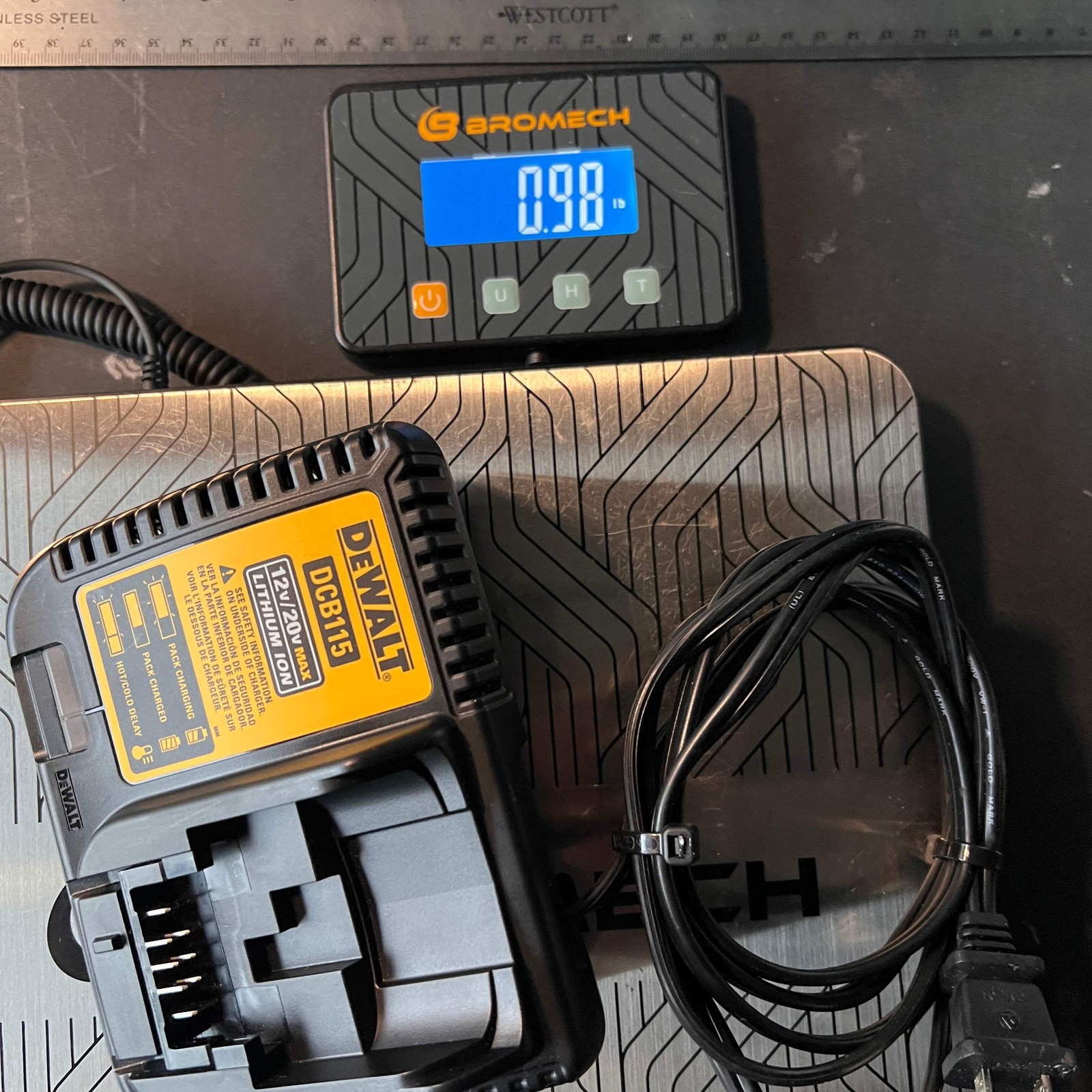 DeWalt DCB115 12V 20V MAX Lithium Ion Battery Charger (Tool Only)