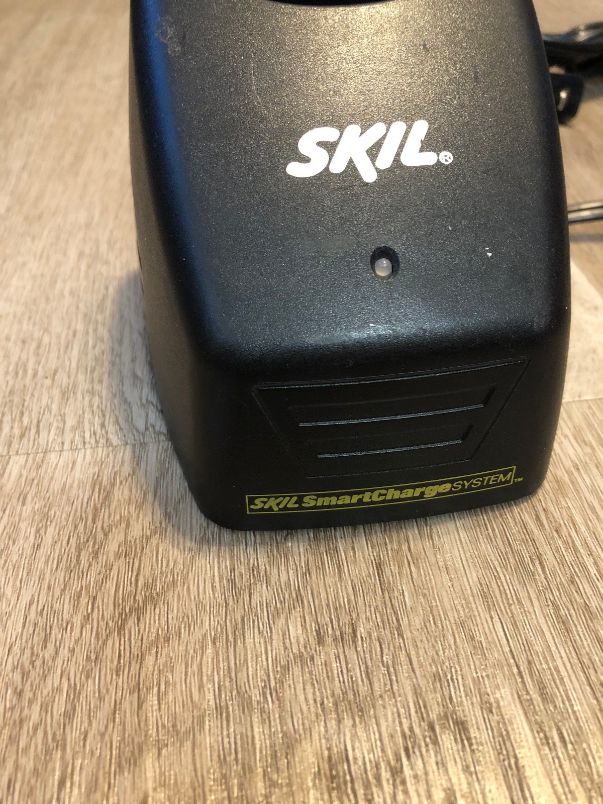 Skil LIC72 Smart Charge System Battery Charger for 7.2V Li-ion Battery – OEM