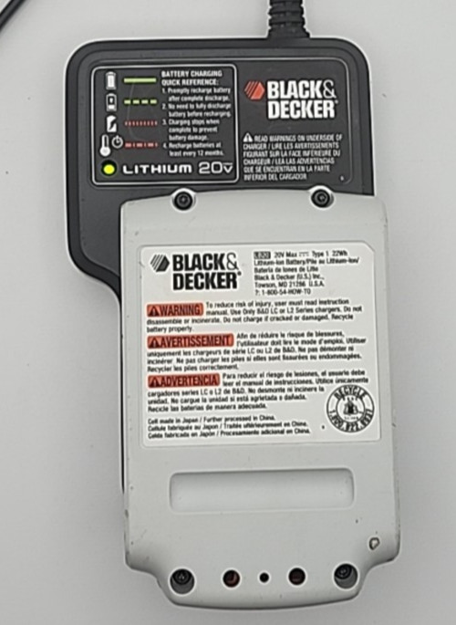 Black & Decker Lithium 20v Battery Charger 406A Type 1 Model LCS20 w/Battery