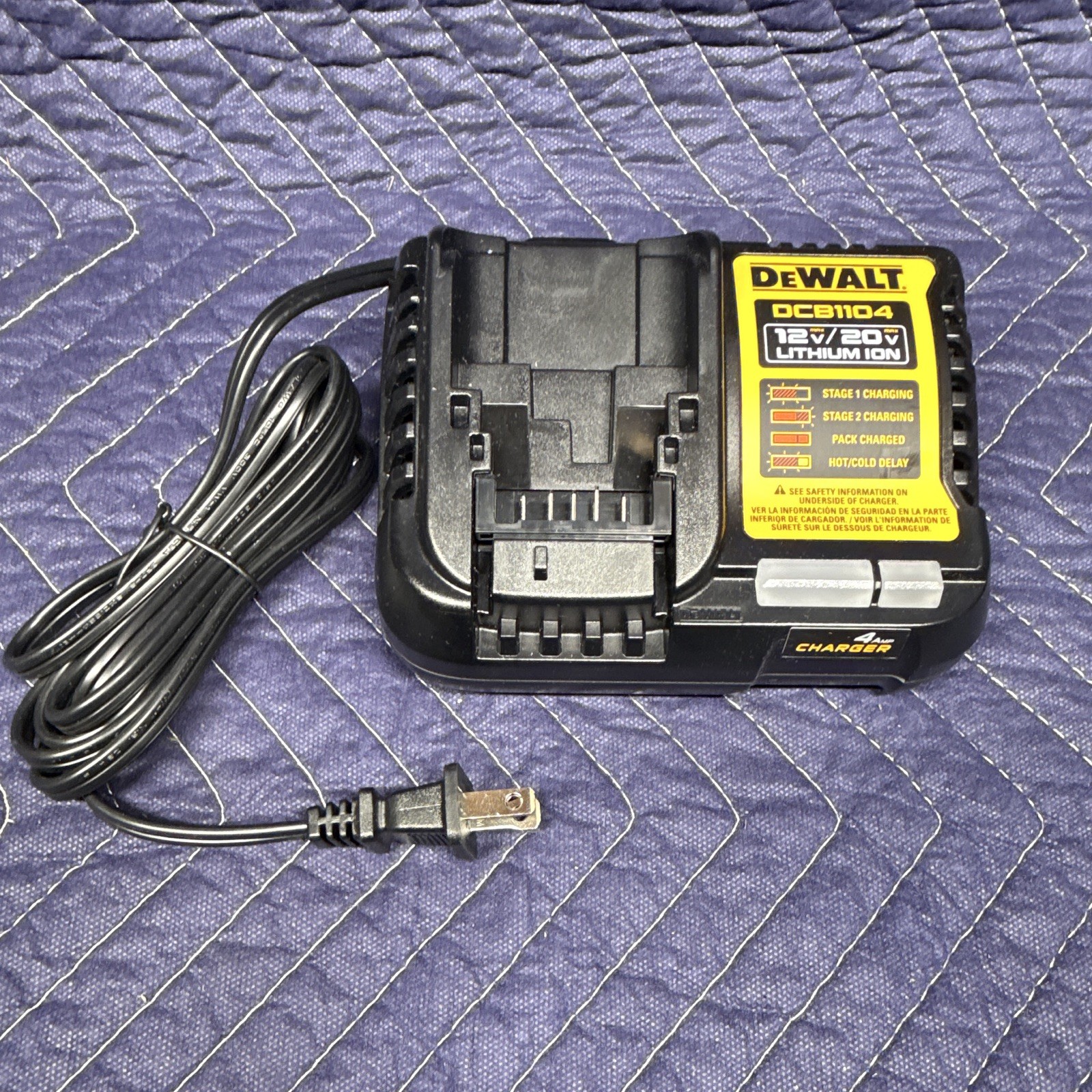DEWALT DCB1104 Battery Charger Black 12V/20V MAX Lithium-Ion 4A 1-Battery
