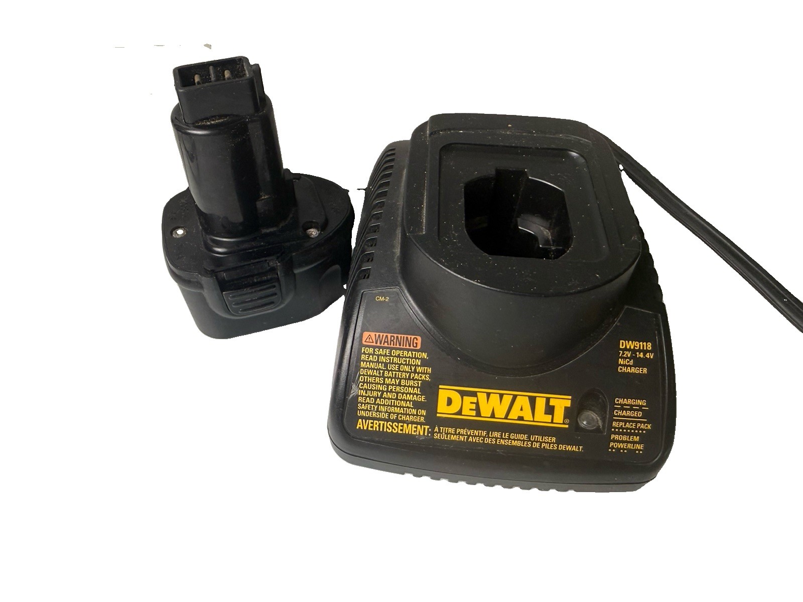 Dewalt DW9118 & DW9057 7.2V-14.4V Hour NICd Battery Charger & 1 Batterie