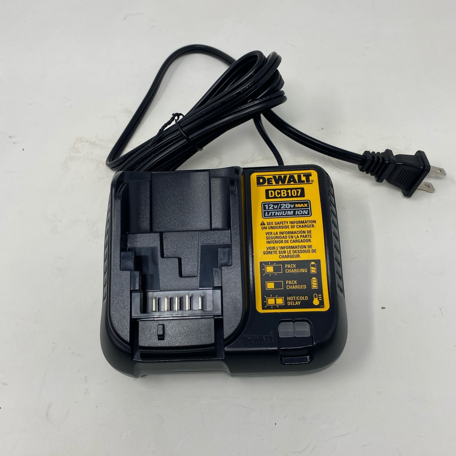 DeWALT DCB107 12V/20V MAX Li-Ion Charger, Black/Yellow Bulk