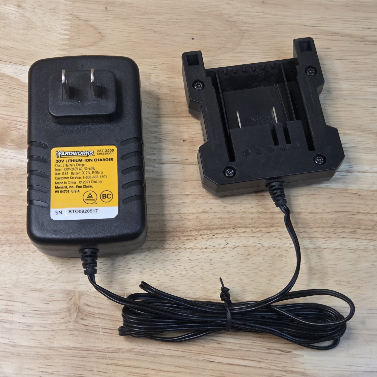 Yardworks 20V Lithium-ion Battery Charger 267-3205 CHL82000-1 Menards