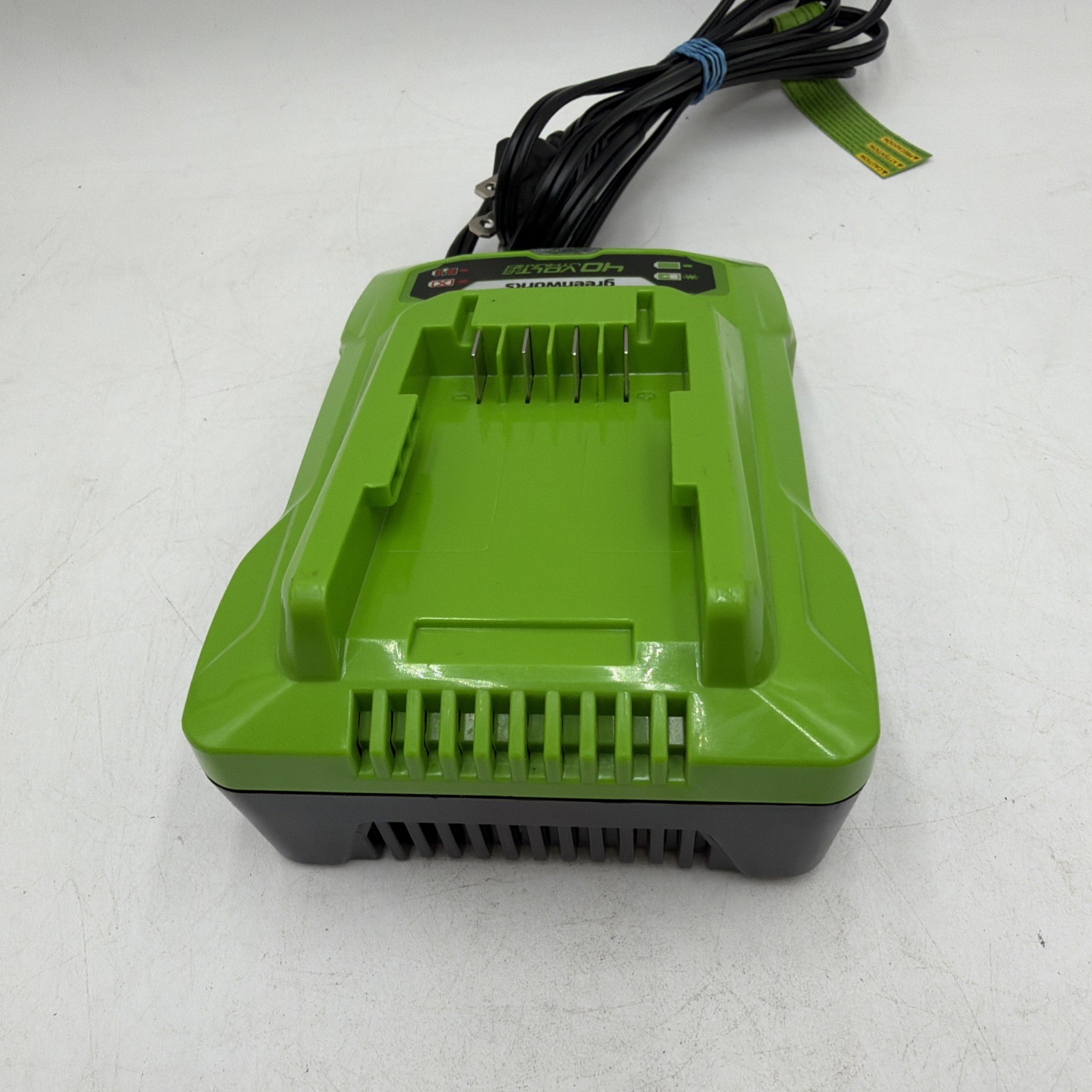 GreenWorks 29482 40V Lithium-Ion Diagnostic Battery Charger