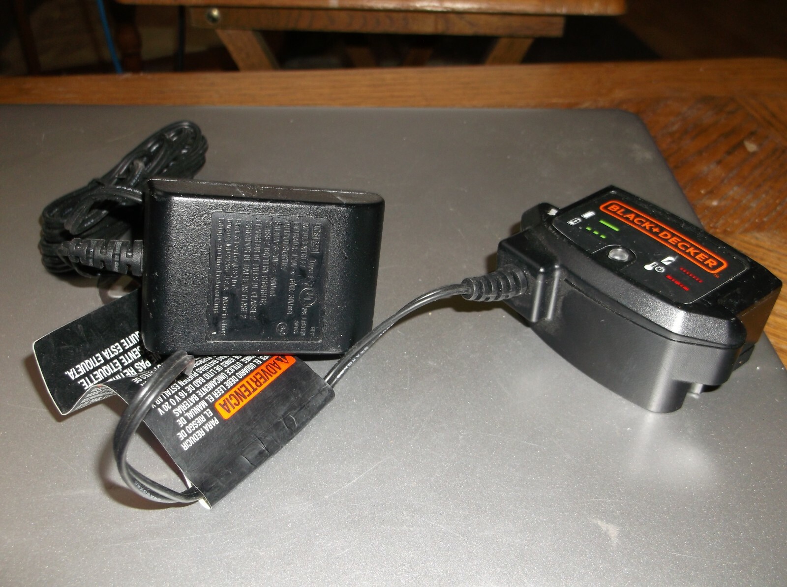 Black & Decker LCS1620 20V charger-BRAND NEW