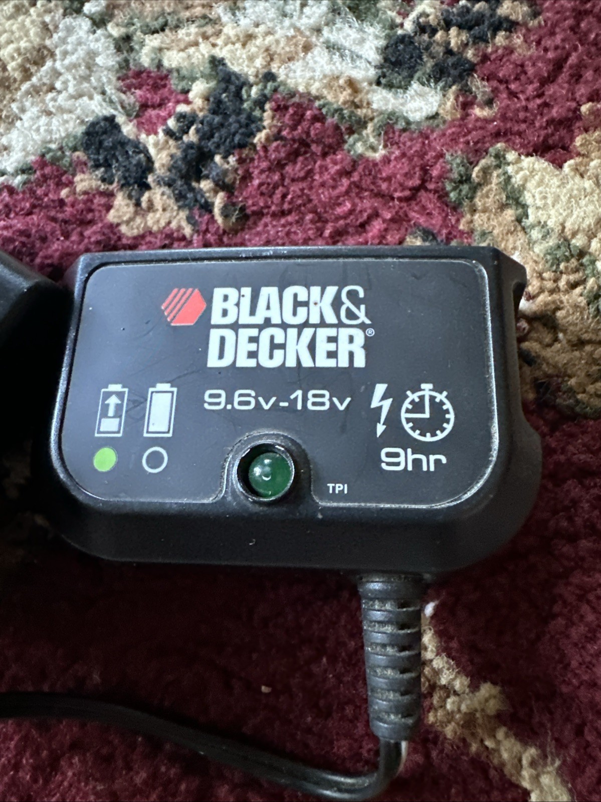 Genuine OEM Black & Decker 9.6-18V Battery Charger ETPCA-P180021U2 P/N 90592363