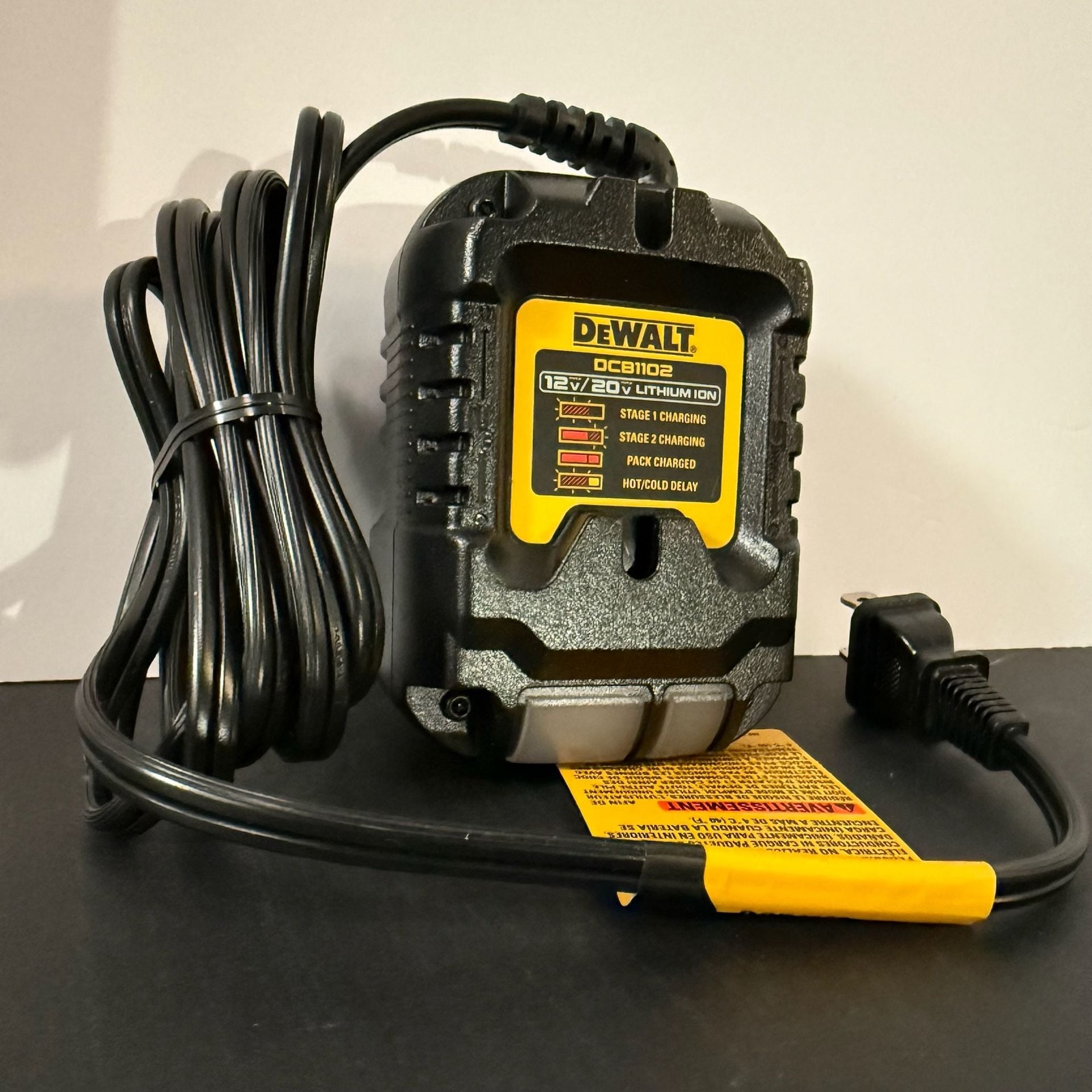 DEWALT DCB1102 12V/20V MAX Lithium-Ion Compact Battery Charger