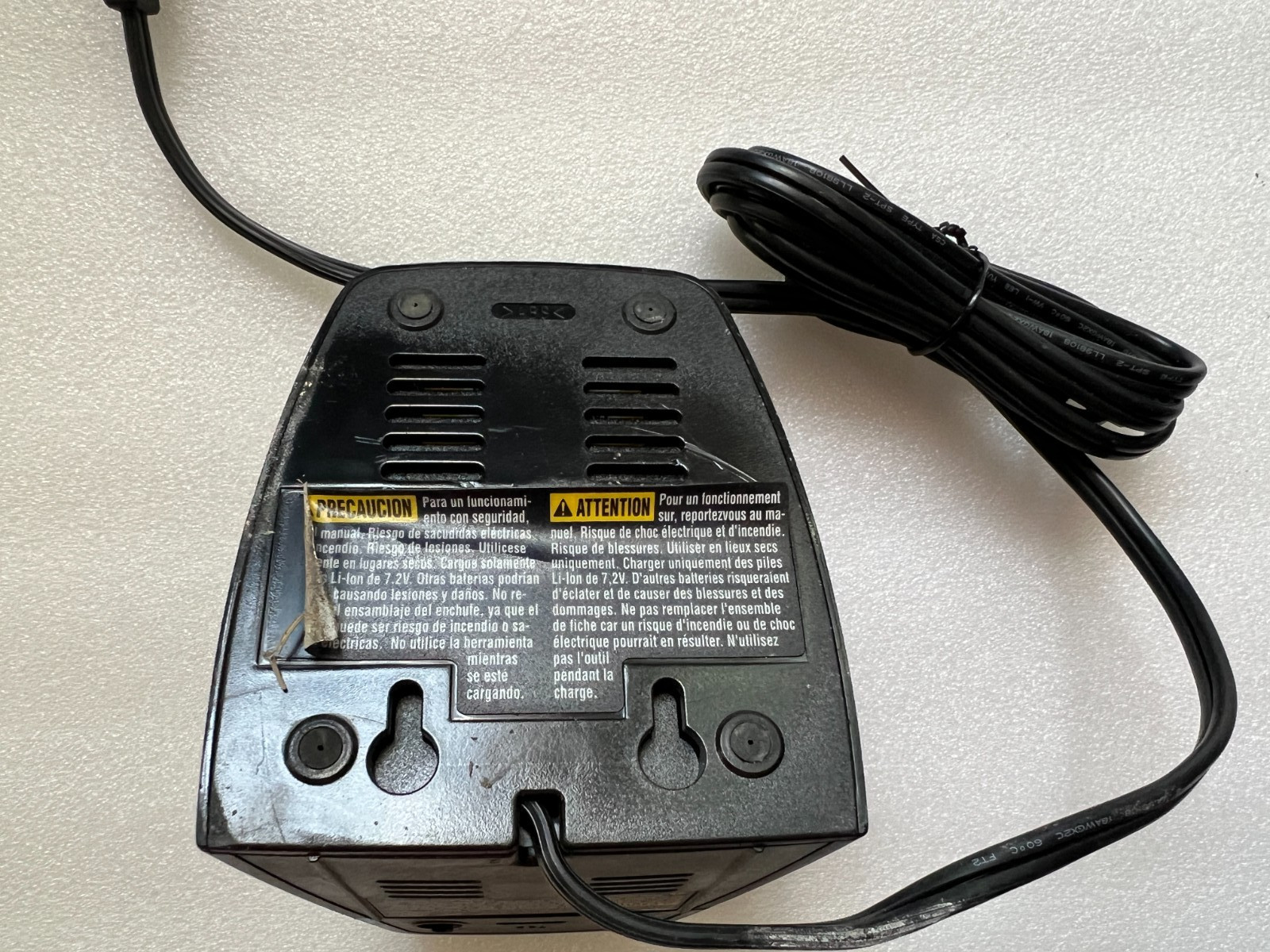 Skil LIC72 Smart Charge System Battery Charger for 7.2V Li-ion Battery