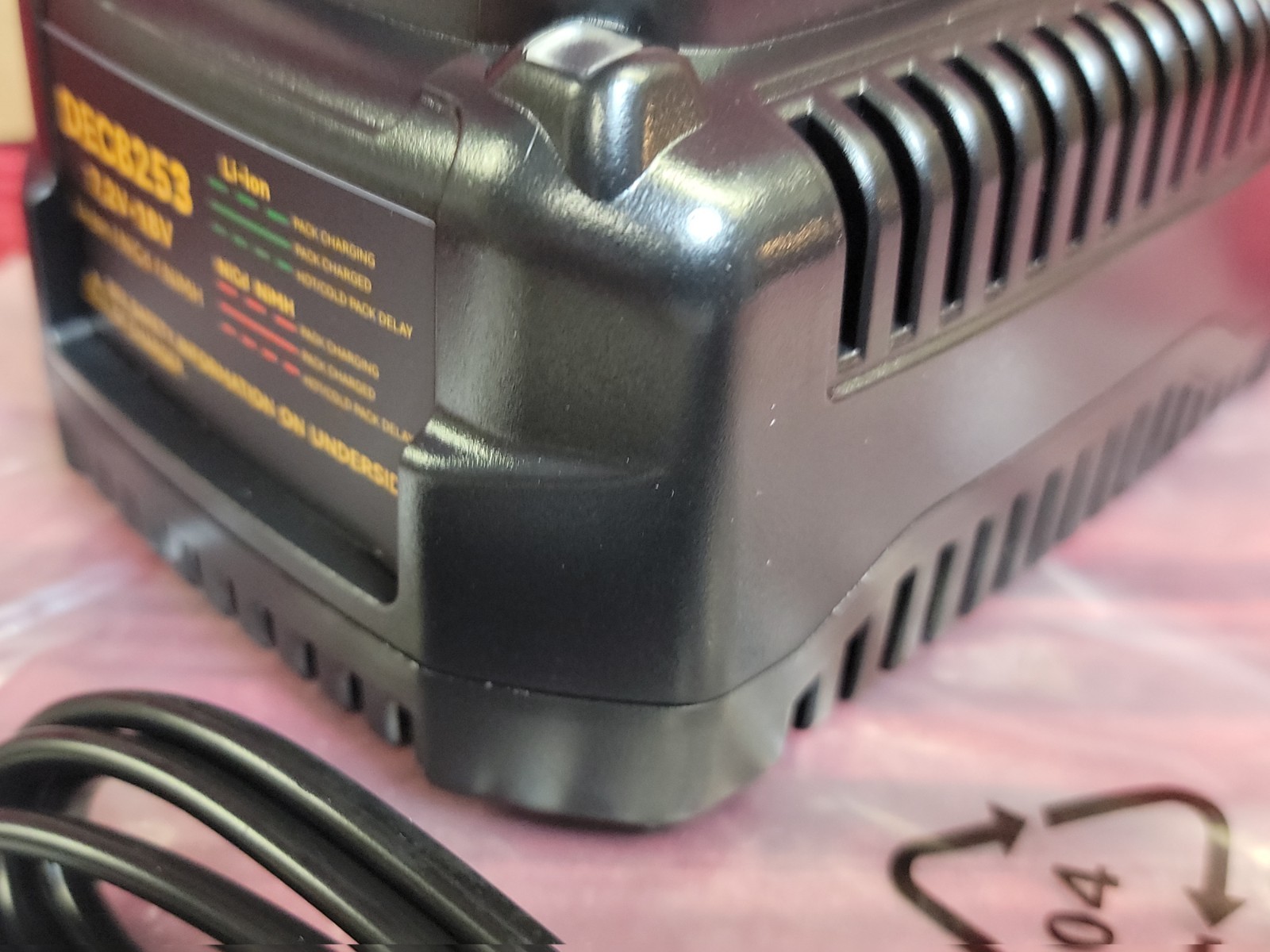 DC9310 Charger Compatible for Dewalt 7.2V-18V Battery NiCd/NiMh DC9096 DC9099 US