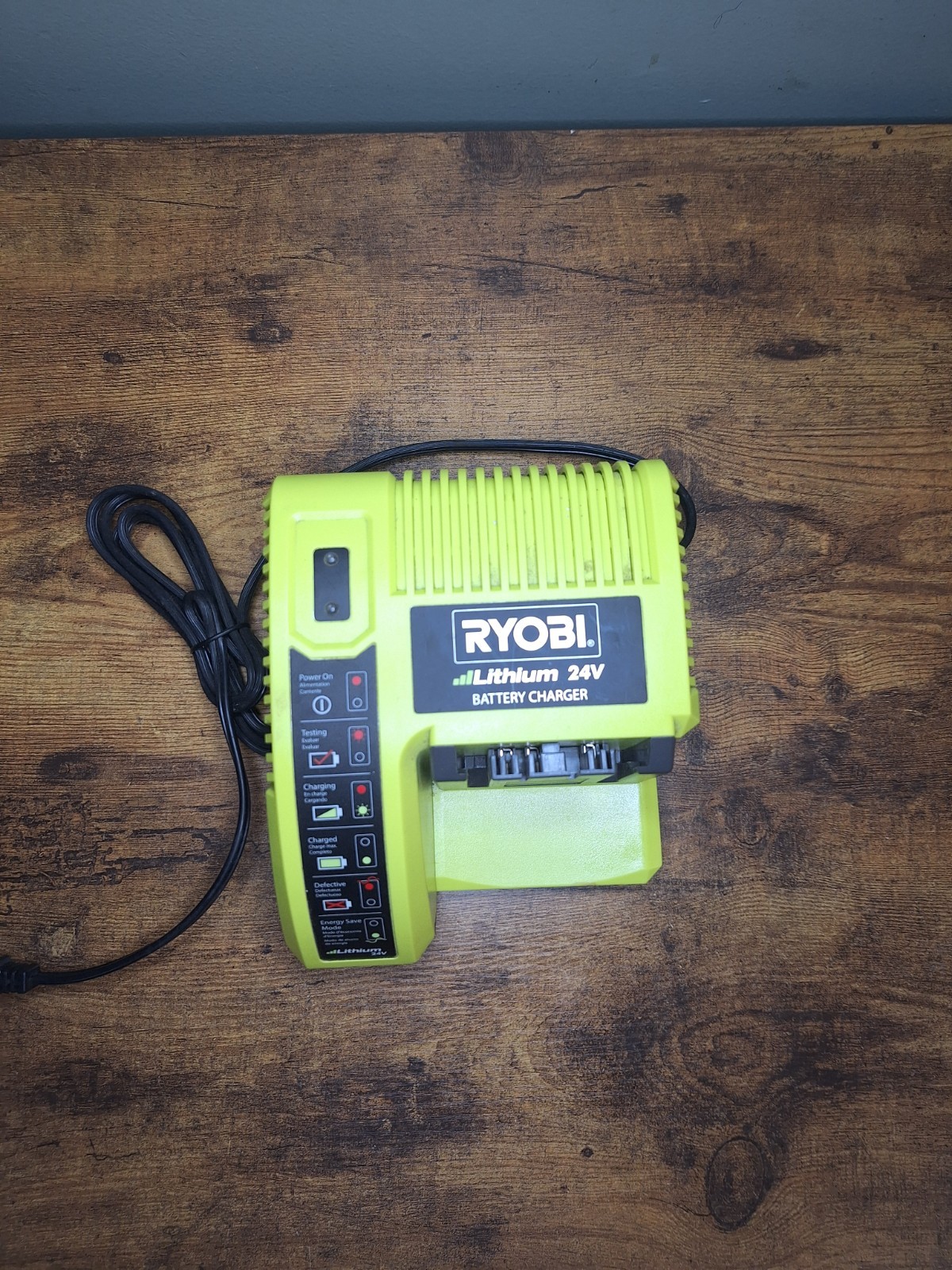 RYOBI Lithium 24V Battery Charger Model OP140 (Charger Only)