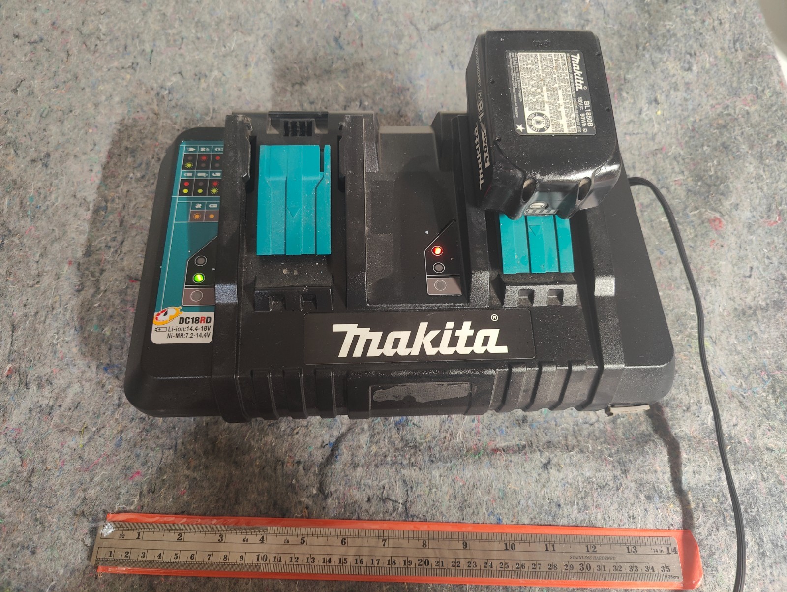 Makita DC18RD Dual Port Rapid Charger w/ BL1850B 5.0Ah Battery Tested Works