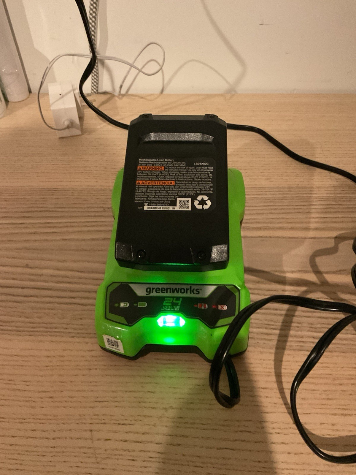 Greenworks 24V Lithium-Ion Rapid Battery Charger Model 2903102 OEM