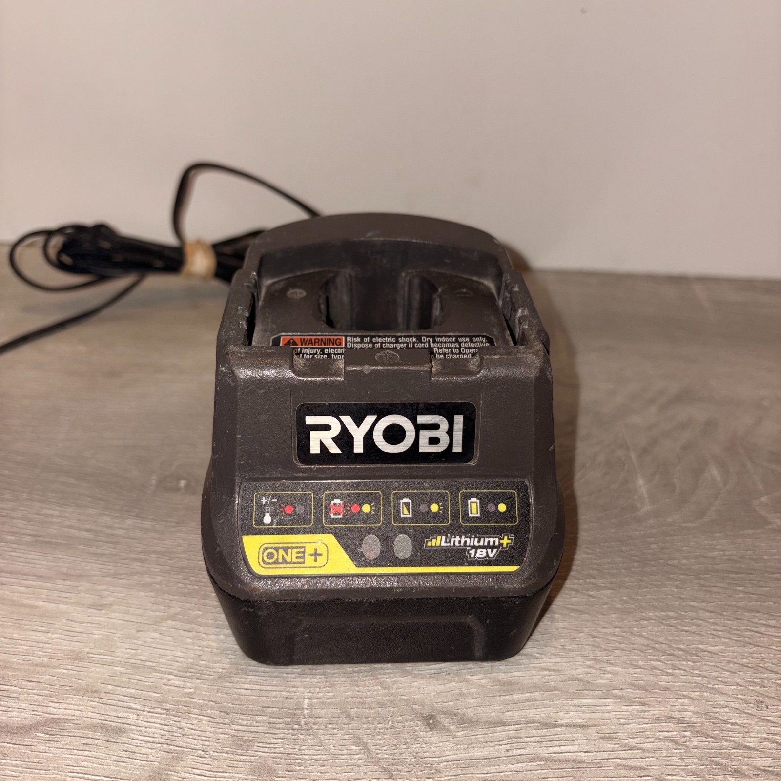 Ryobi One+ P118B Lithium Ion +18V Class 2 Battery Charger W/Standard 120V Plug
