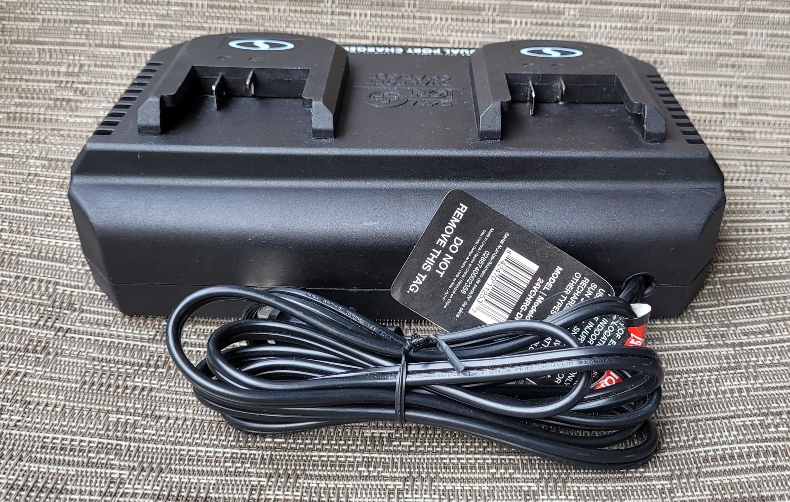 Snowjoe ion+ 24V Lithium-ion Class 2 Battery Dual Port Charger 24VCHRG-DPC-2