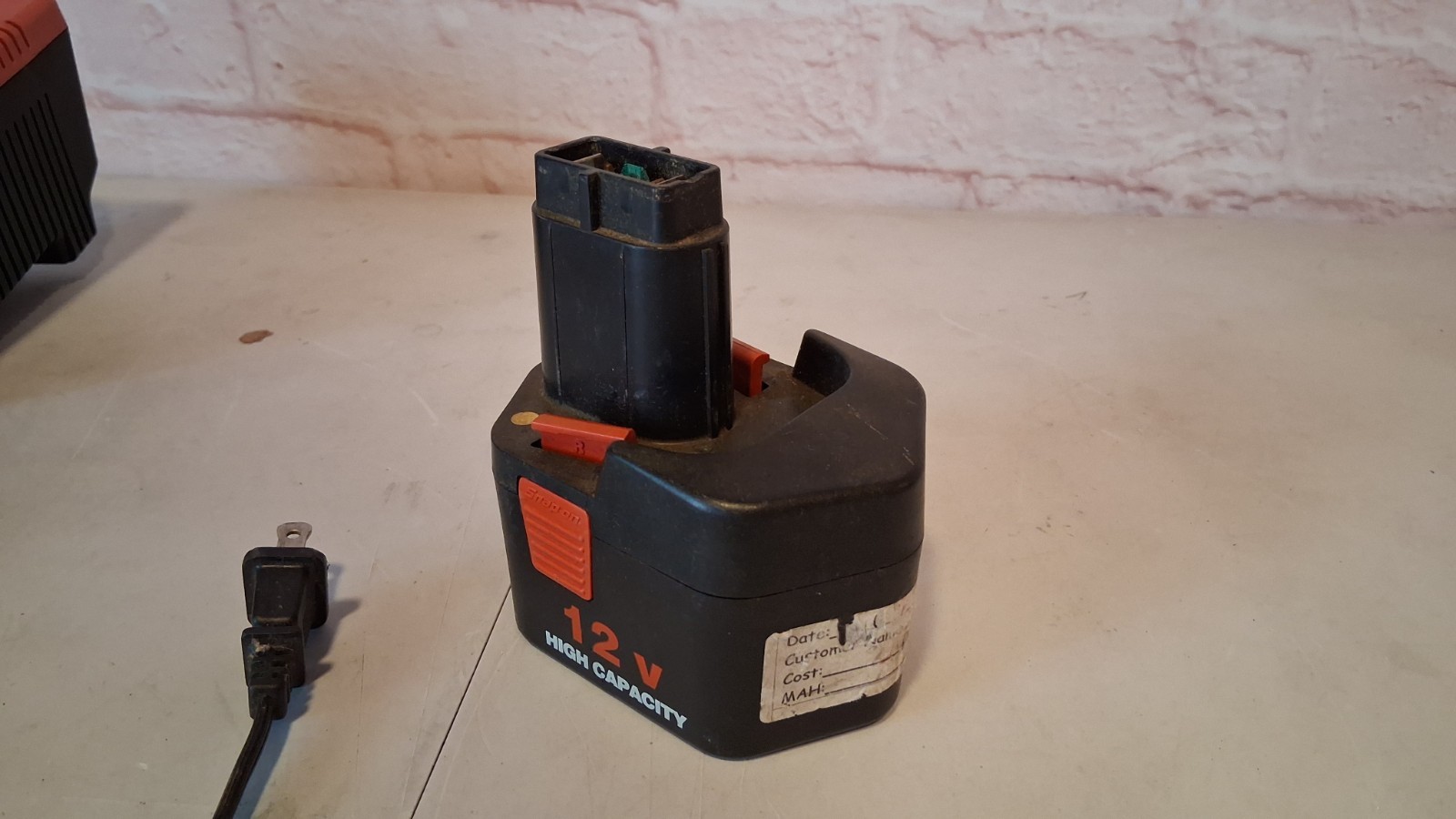 Snap-On VersaVolt 45 Minute Plug In Battery Charger CTC318 9.6-18V