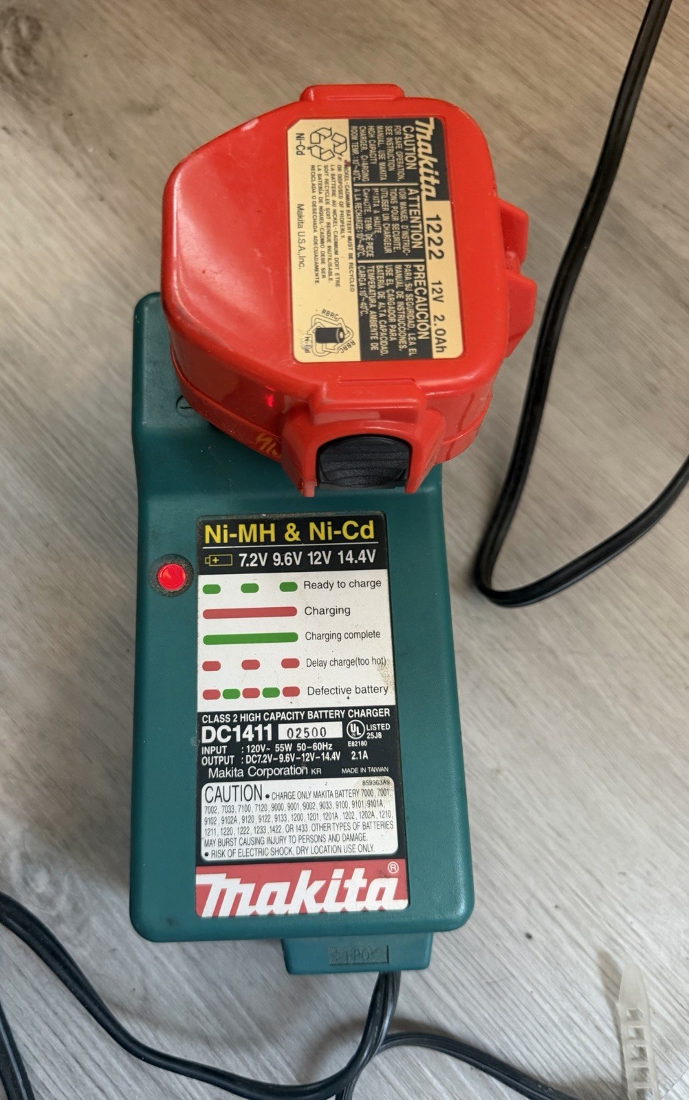 Makita DC1411 Charger w/ 1222 12V 2.0Ah Ni-Cd Battery Tested Working OEM