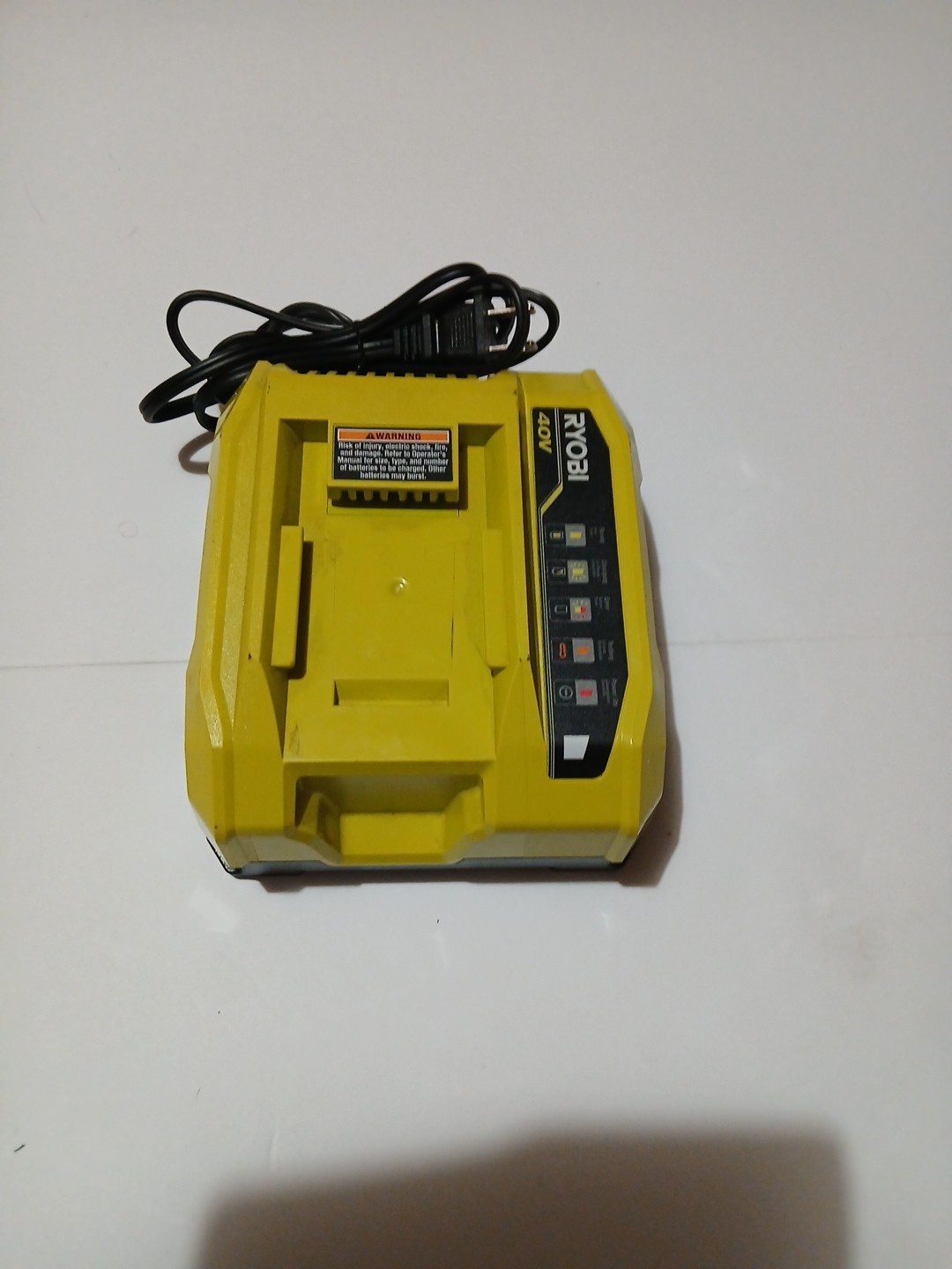 RYOBI 40-Volt Lithium-Ion Rapid Charger, Model OP406VNM