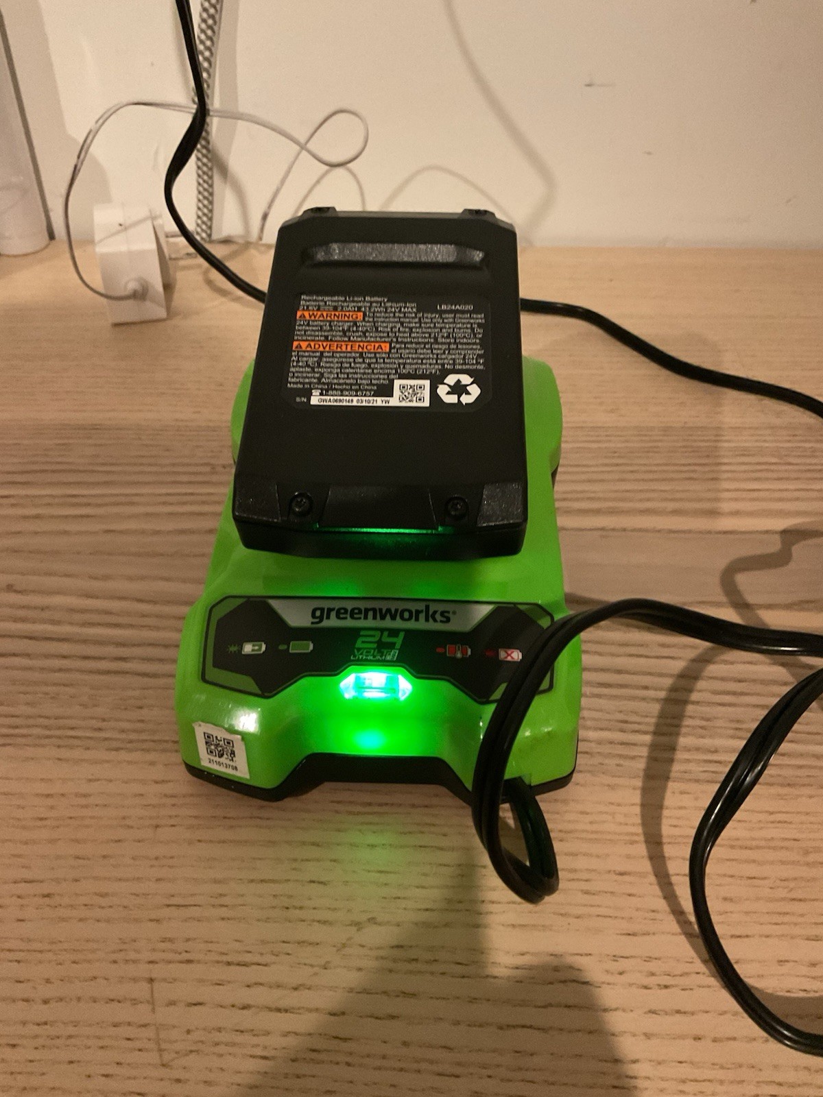 Greenworks 24V Lithium-Ion Rapid Battery Charger Model 2903102 OEM