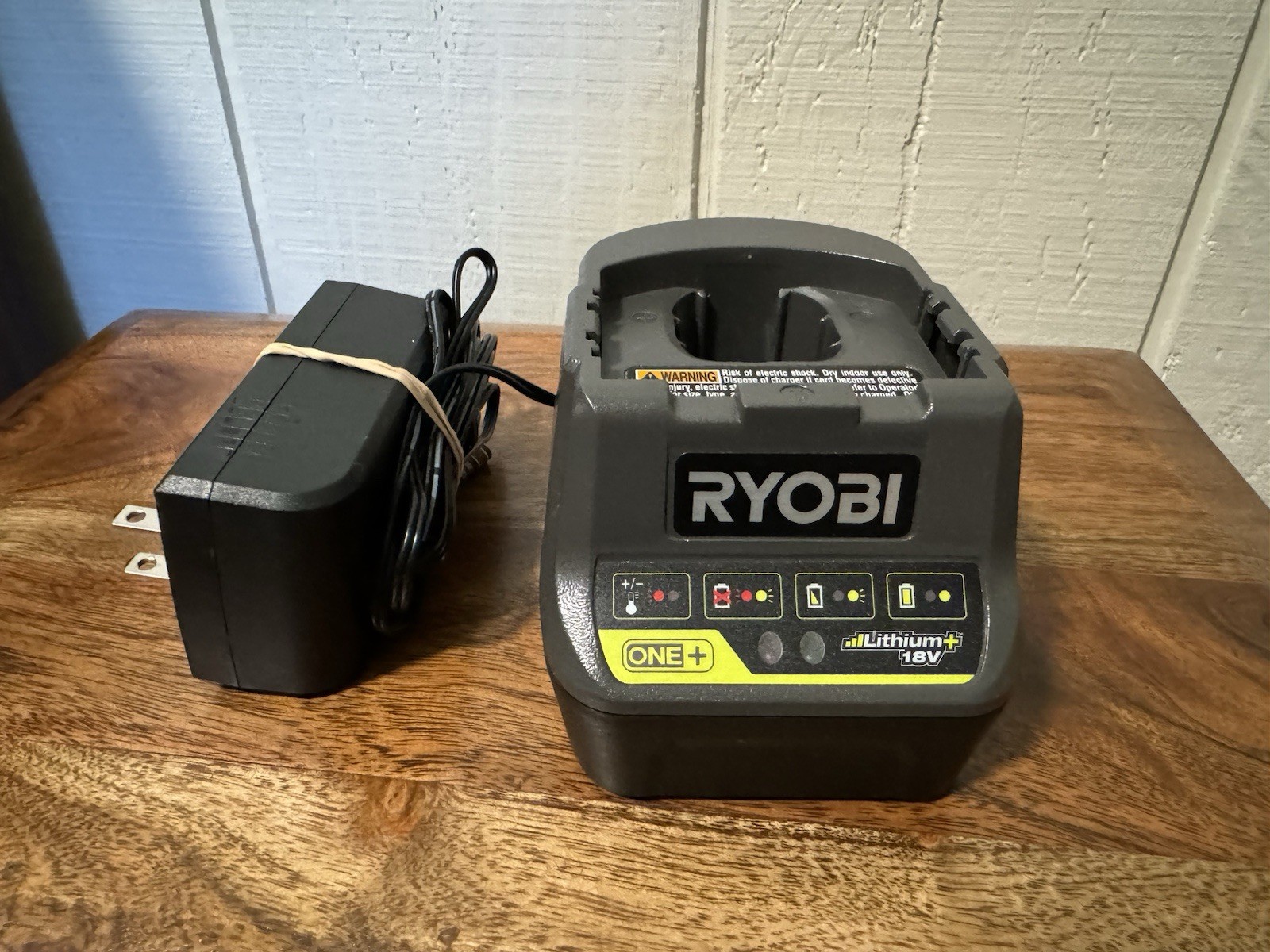 FAST SHIPP! Green/Gray Ryobi P118B One+ 18V 18 Volt Lithium Ion Battery Charger