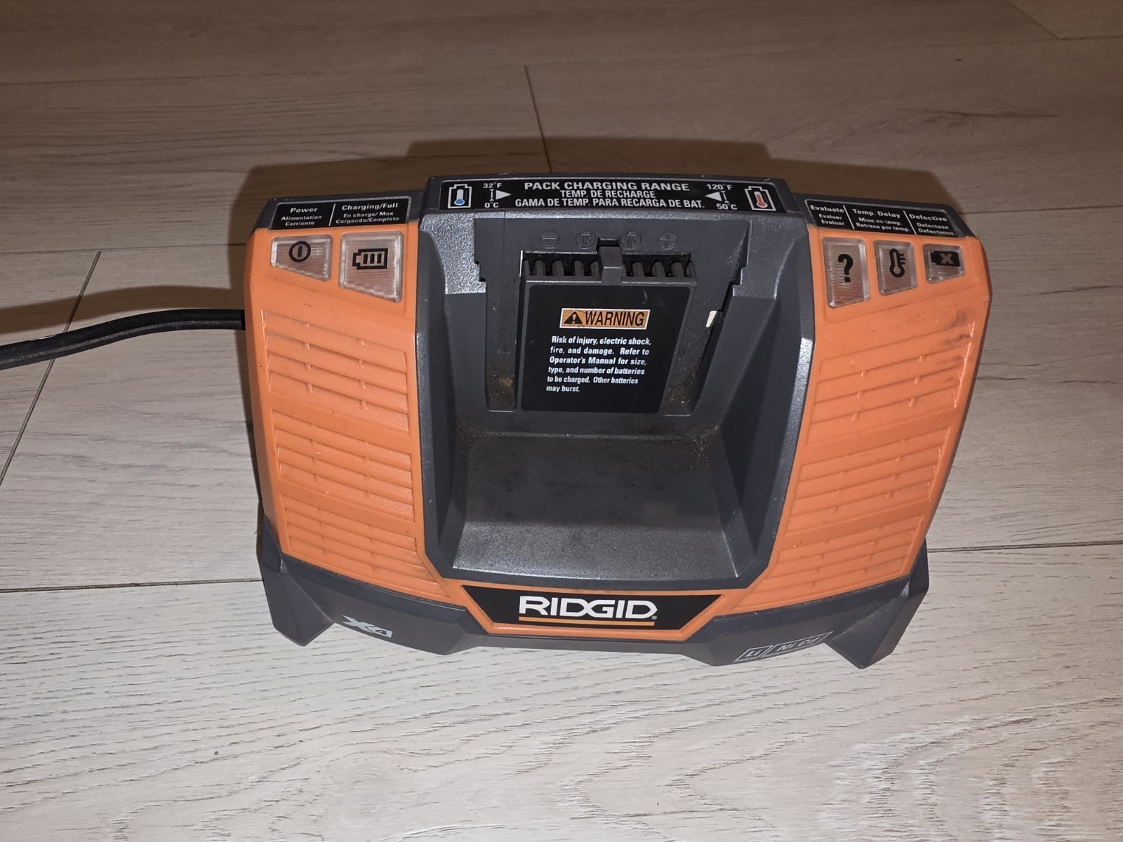 Ridgid R840093 18V Lithium-Ion Single Port Battery Charger – Tested & Working