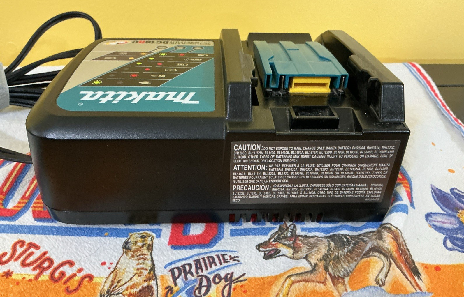 Makita Fast Charger DC18RC & Two Lithium-Ion 2.0 Ah 18V Batteries Charged!