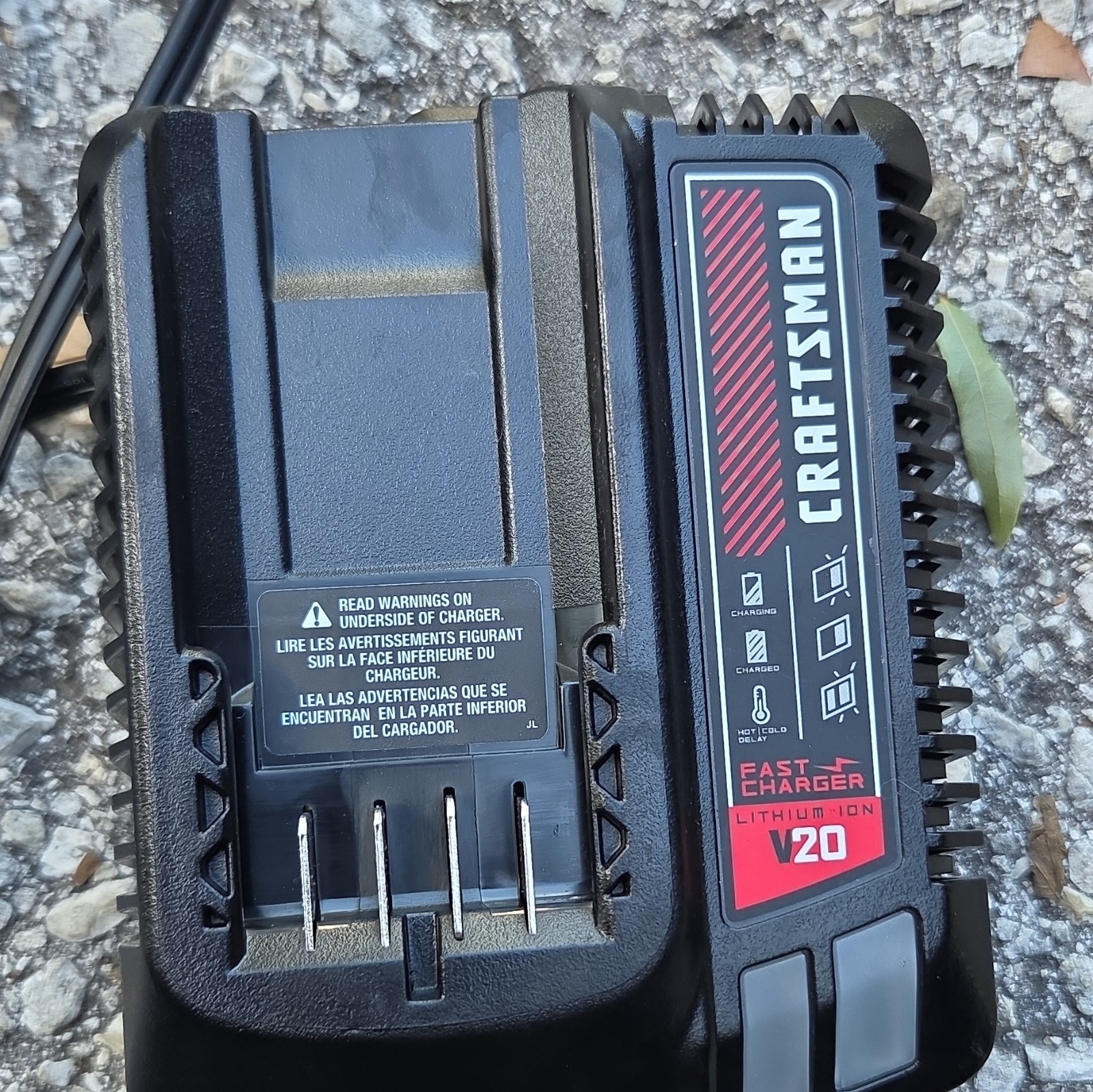 Craftsman V20 Fast Lithium-Ion Battery Charger CMCB104 Black 12V-20V