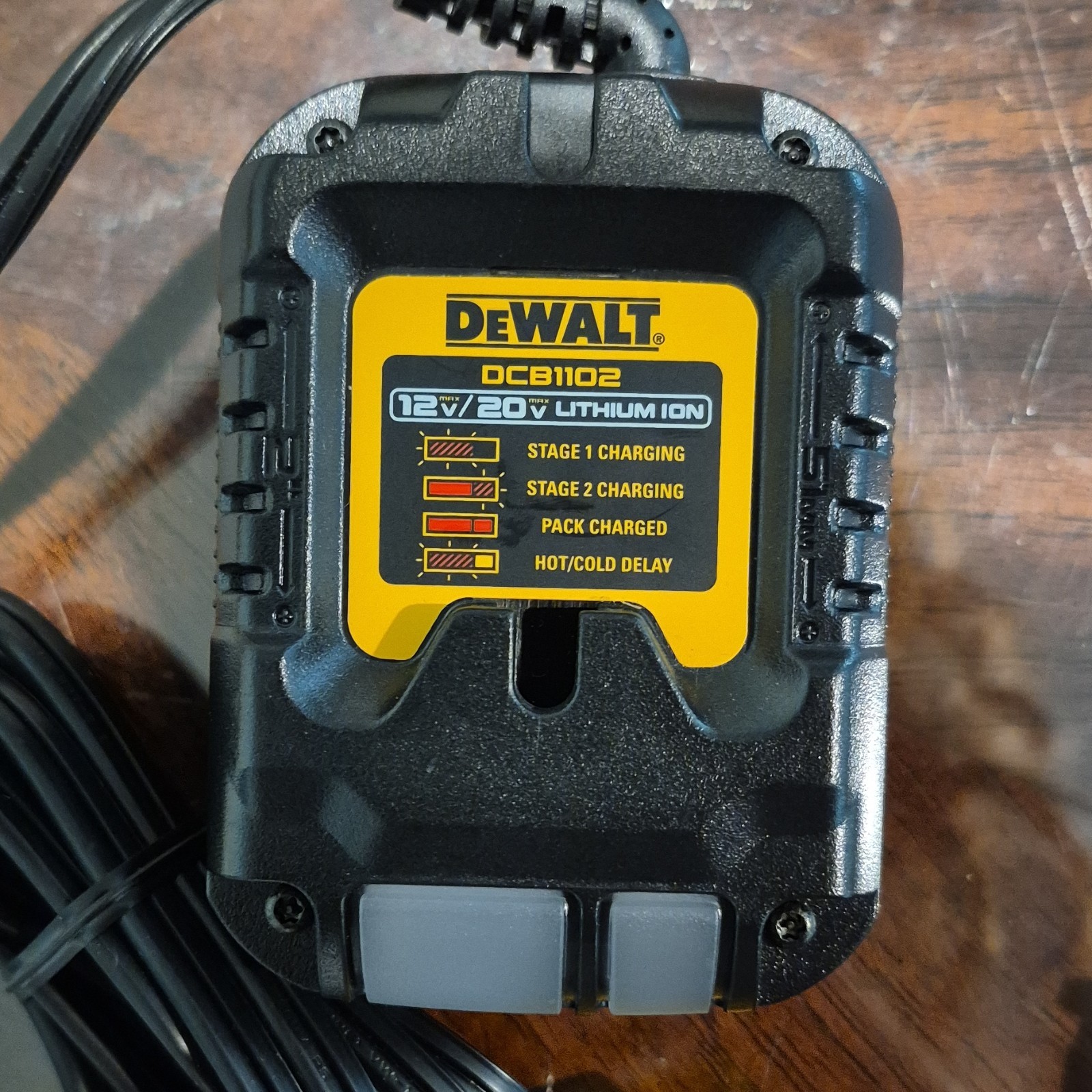 DEWALT DCB1102 Black 12V/20V Lithium Ion Battery Charger Type 1 Model DCB1102