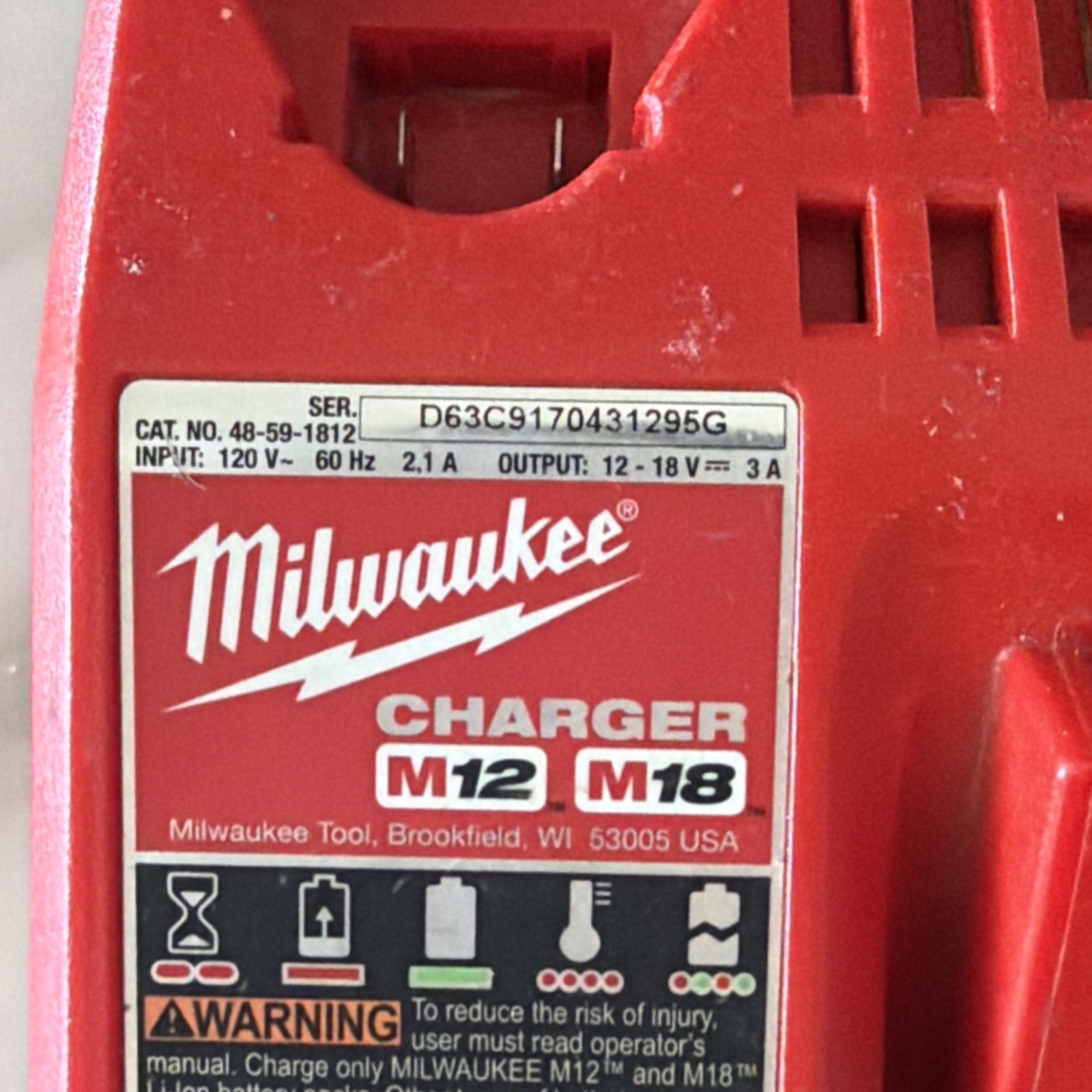 Genuine MILWAUKEE 48-59-1812 18V M12 / M18 LITHIUM ION CHARGER Parts Only