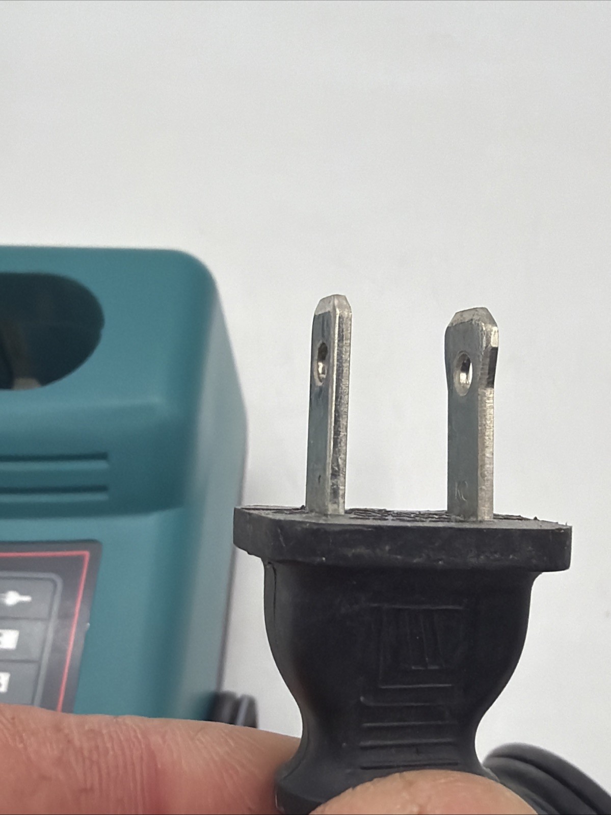 Makita Charger DC1414 T Ni-MH & Ni-Cd 7.2-14.4V Battery Charger Tested