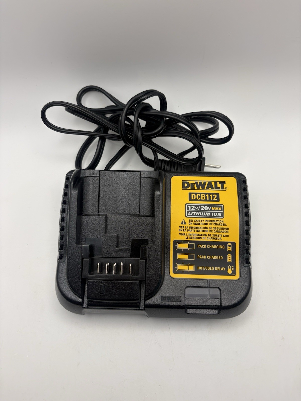 DEWALT DCB112 12V/20V MAX Li-Ion Battery Charger – Black/Yellow