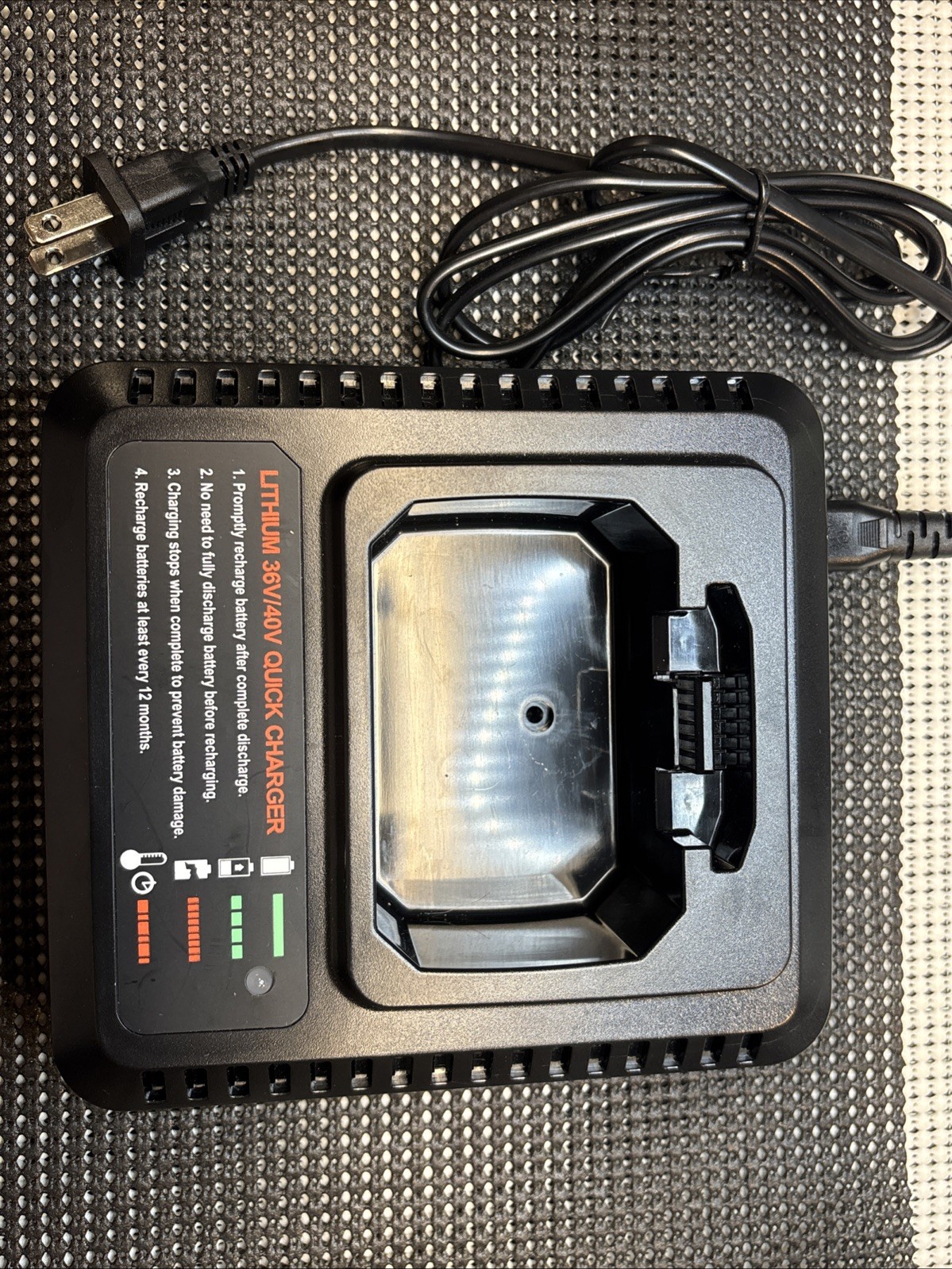 replacement For Black Decker 40Volt Max Lithium Battery LBX2040 LBXR36 Charger