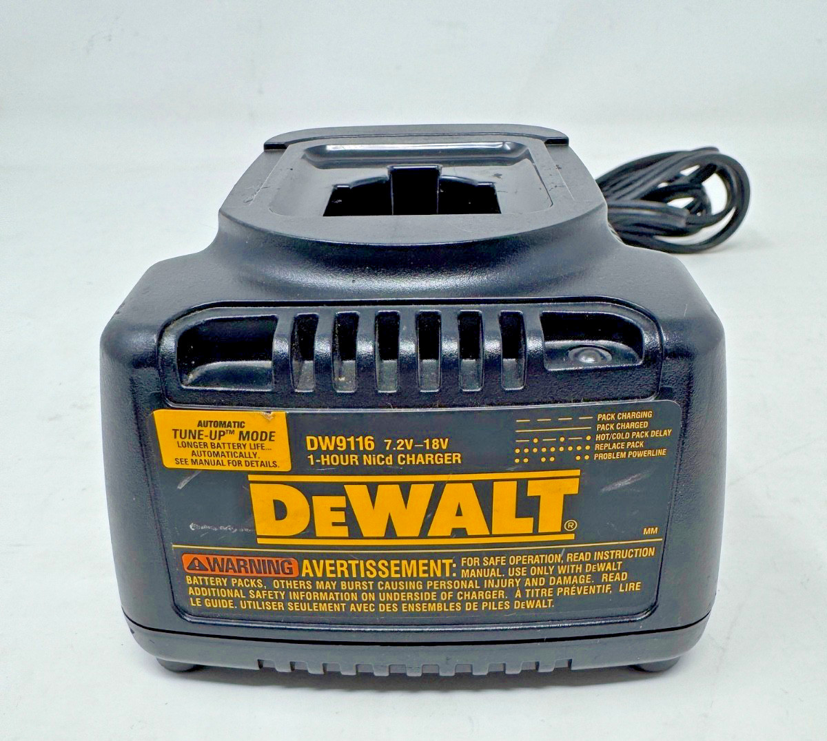 Dewalt DW9116 7.2V-18V 1 Hour NiCd Battery Charger OEM Genuine Black Tested