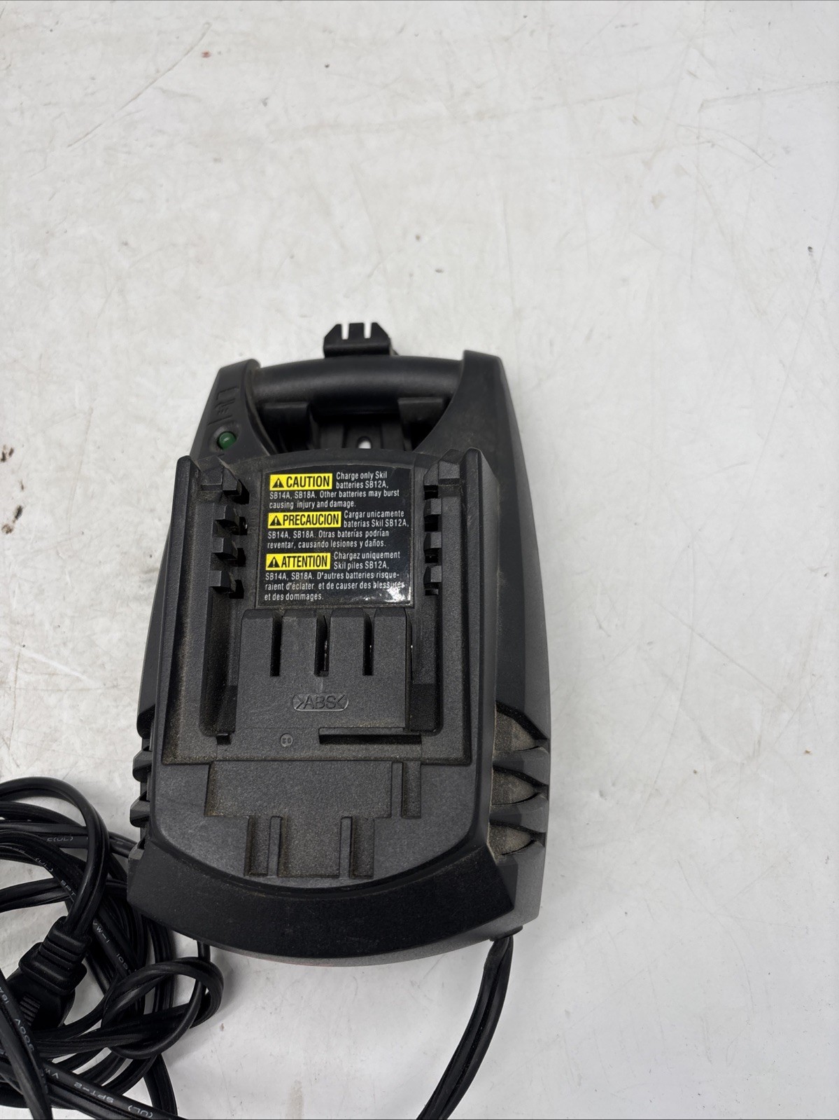 SKIL SC118 9.6V-18V Volt Power Tool Battery Charger Genuine OEM