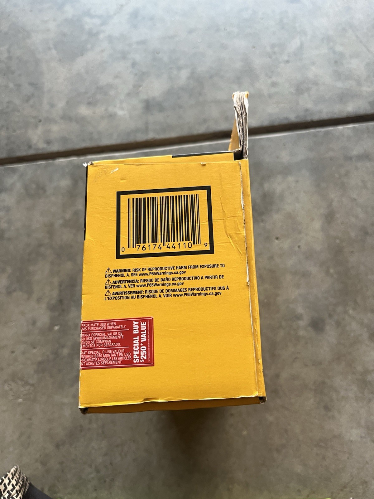 DEWALT DCB206C 20V Battery and Charger Kit Yellow with Battery Included