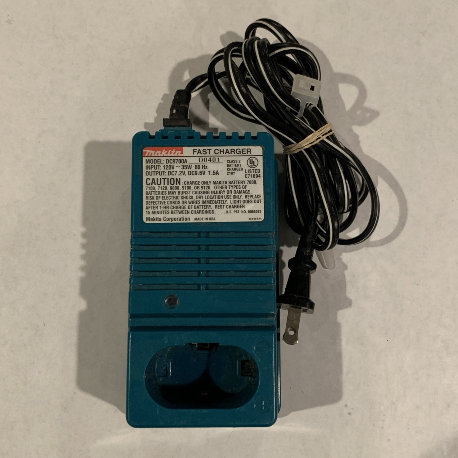 Makita DC9700A Fast Battery Charger 7.2v 9.6v 1.5a 35W Original Genuine OEM