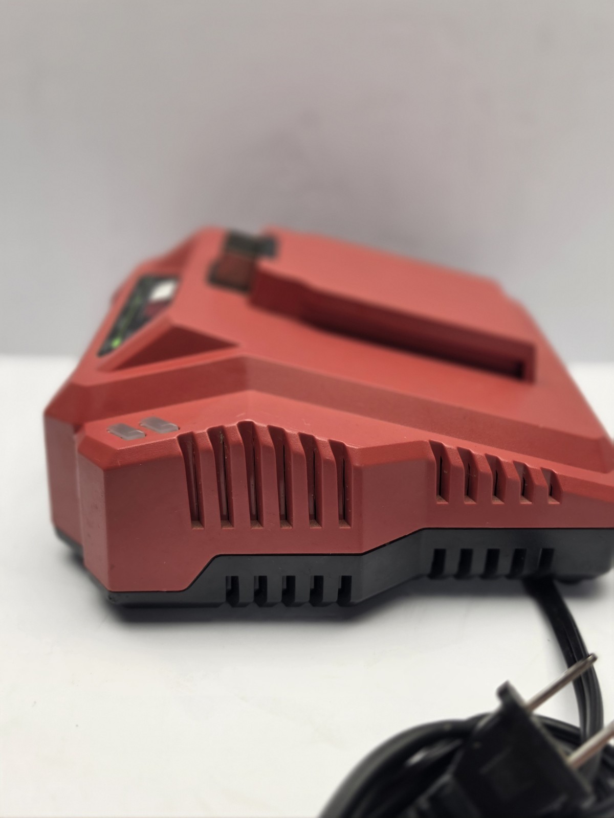 Skil PWRCore 40 Volt Lithium Battery Charger SC5364-00