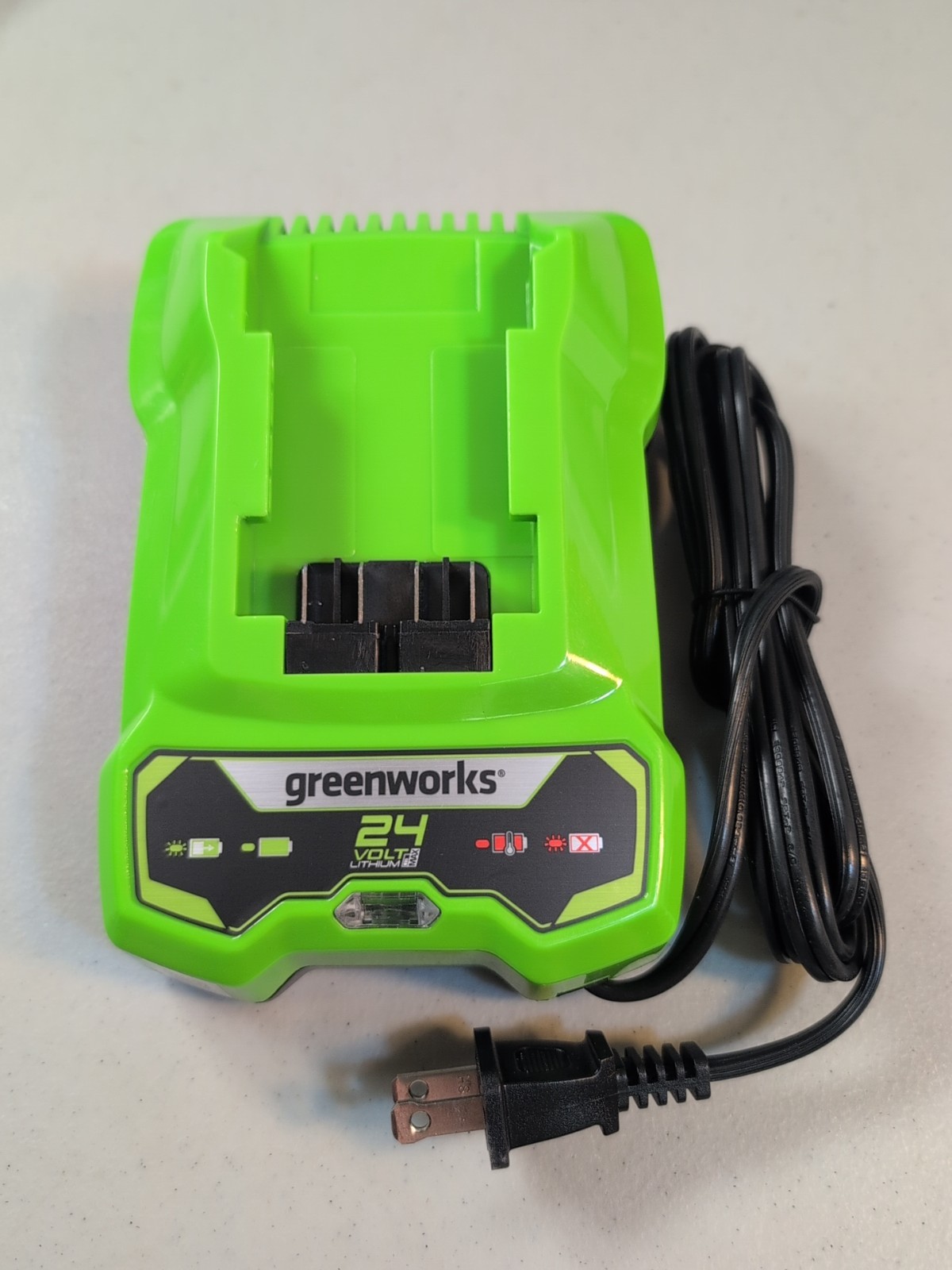 Greenworks 2903102 24V Battery Charger New, No Box