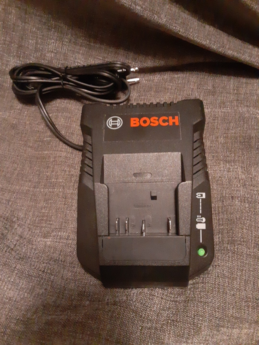 Genuine Bosch BC660 OEM Replacement 18v Battery Charger Tested