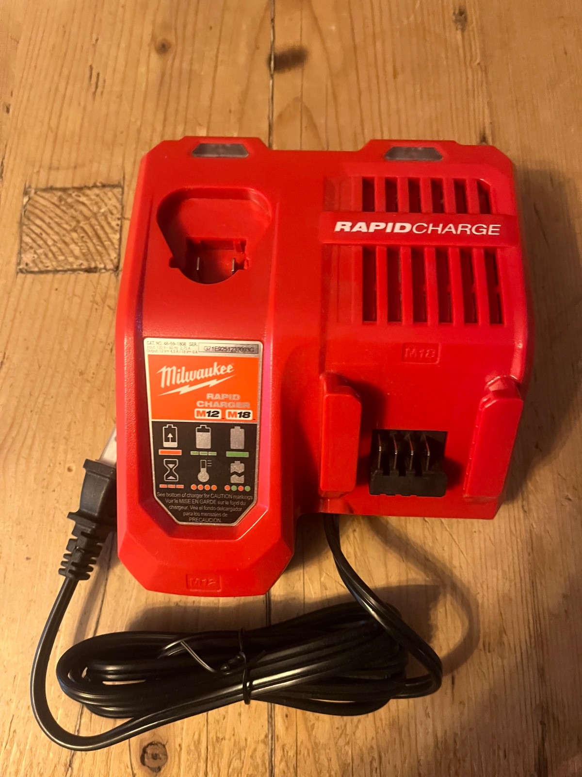 Milwaukee rapid charger M12 M18