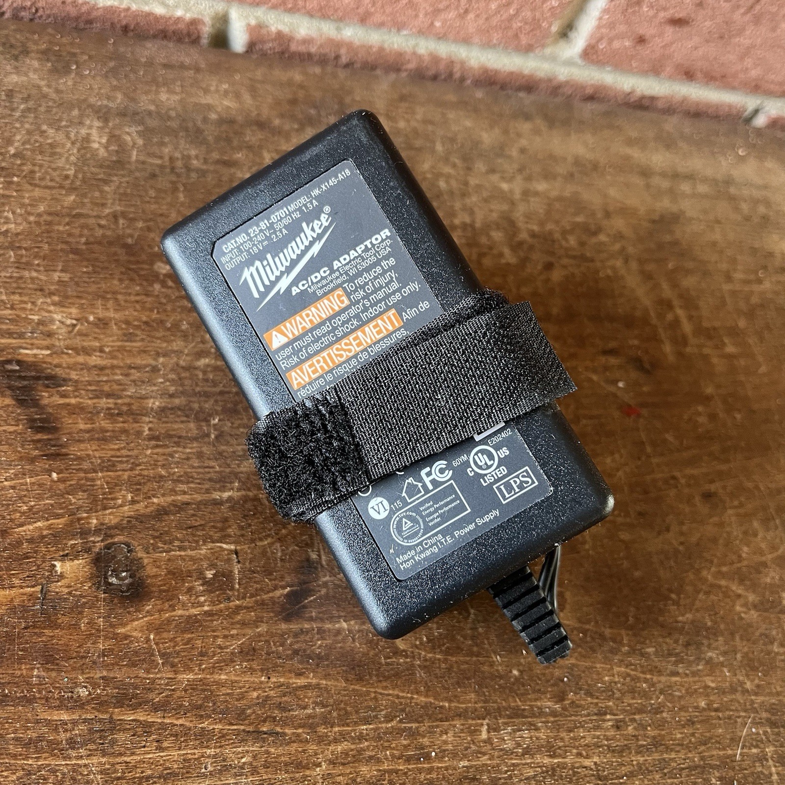 Milwaukee AC/DC Adapter 18V 2.5A HK-X145-A18, 23-81-0701 OEM