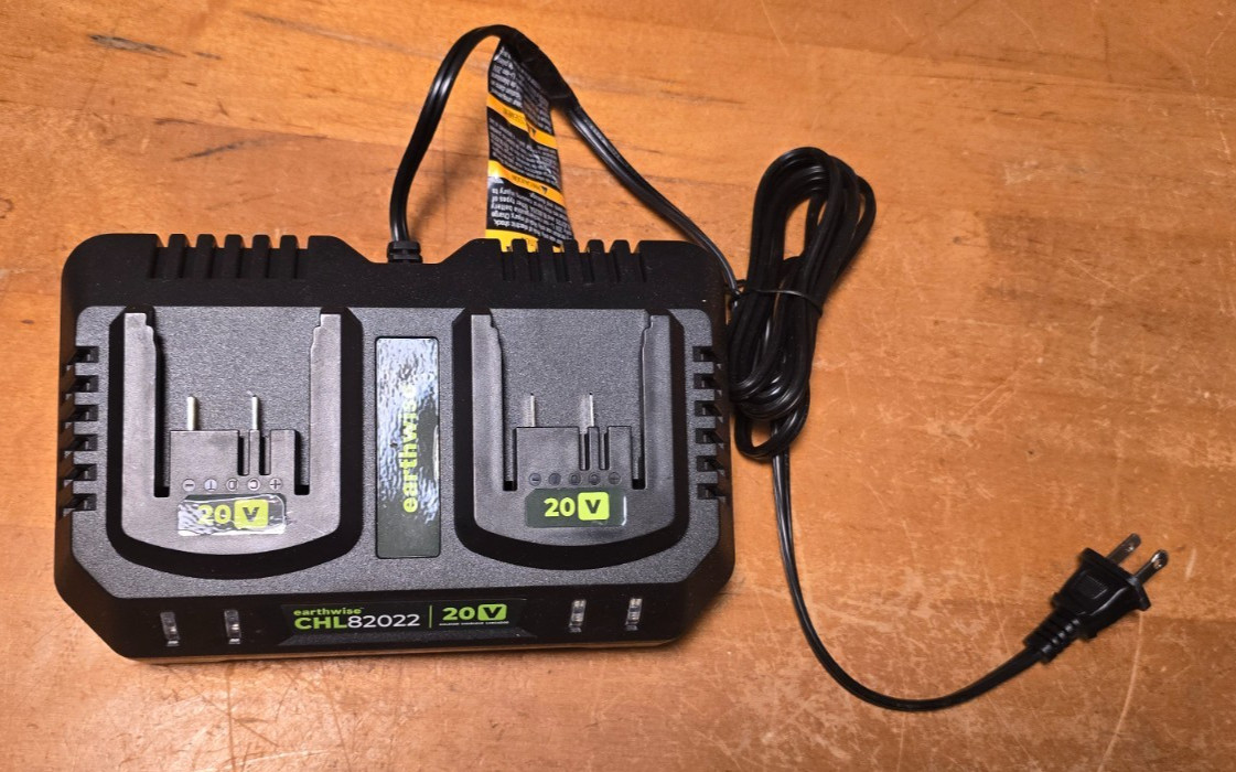 Earthwise CHL82022 Dual Port 21V Battery Charger