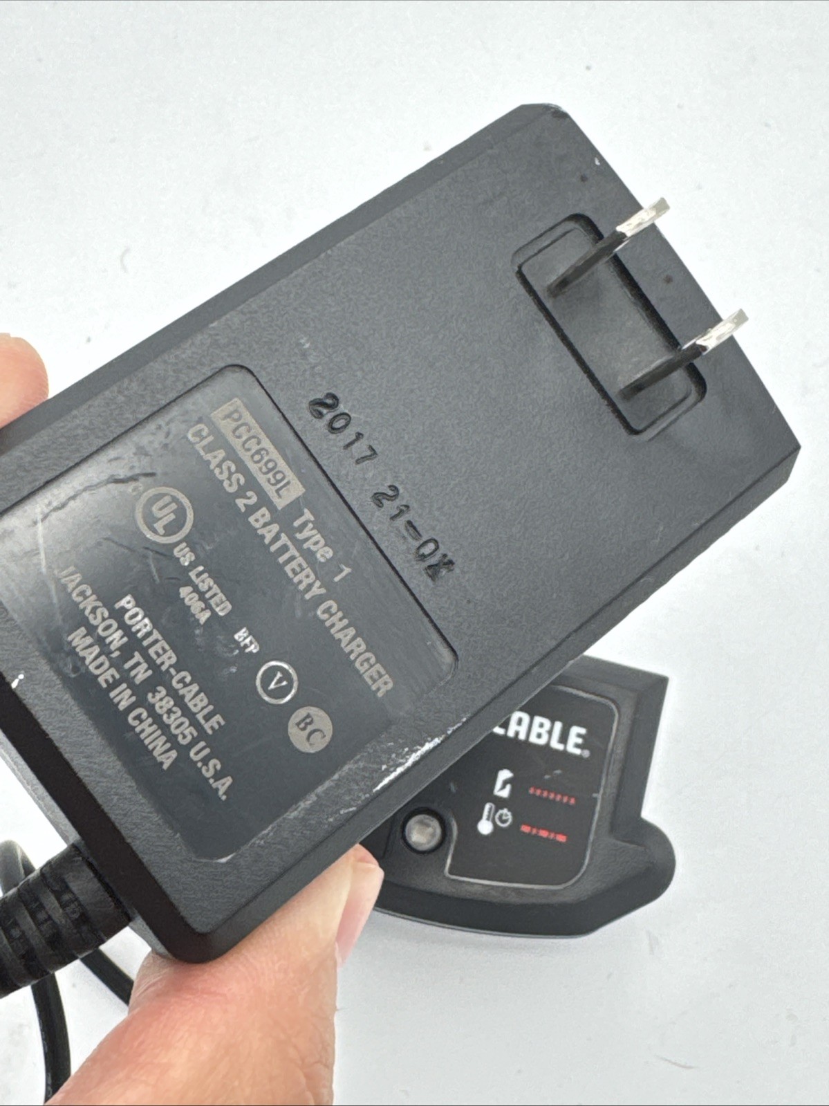 PORTER-CABLE PCC699L 20V Battery Charger – Black
