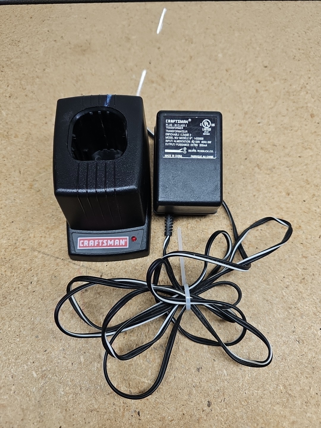 Craftsman Battery Charging Stand Model 1420009 Genuine OEM Tested Working (R1)