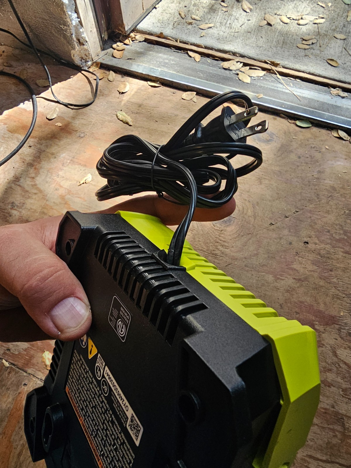 Genuine RYOBI OP406VNM 40Volt Lithium-Ion Super-Charger Rapid Quick Charger Nice