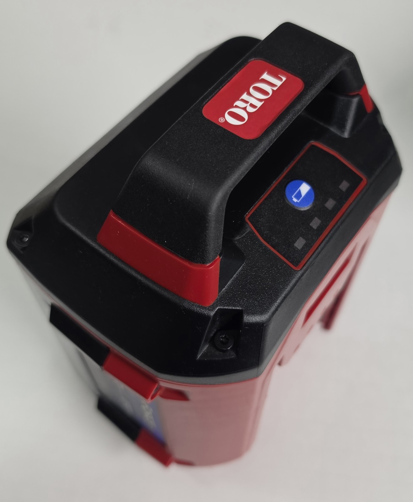 Toro 60 -Volt 5 Ah Lithium Ion (Li-ion) Battery 88650 USED