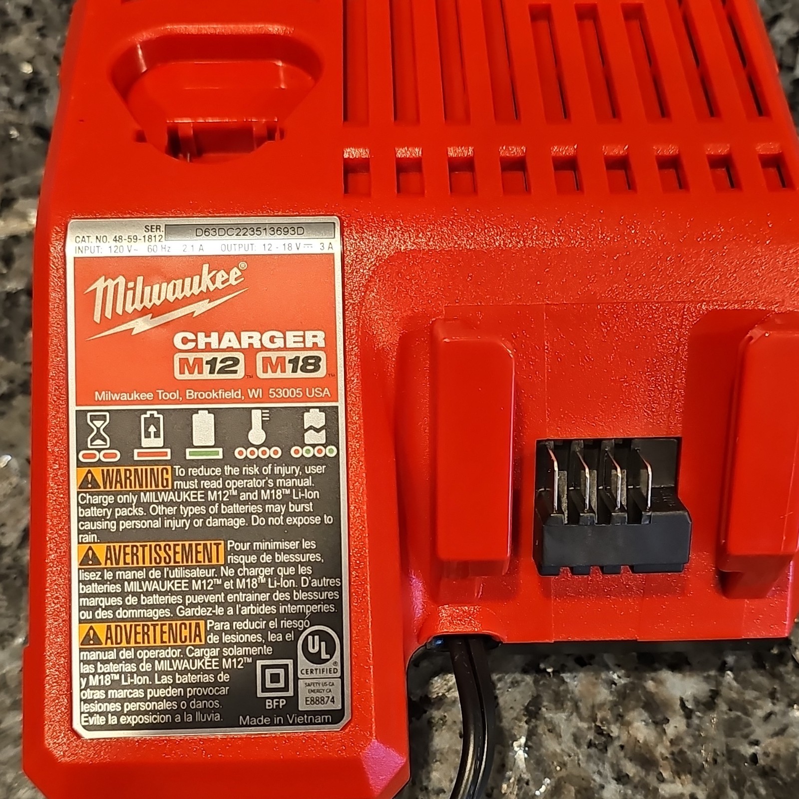 Milwaukee 48-59-1812 M12/M18 Battery Charger 12-18V Single Bay Red
