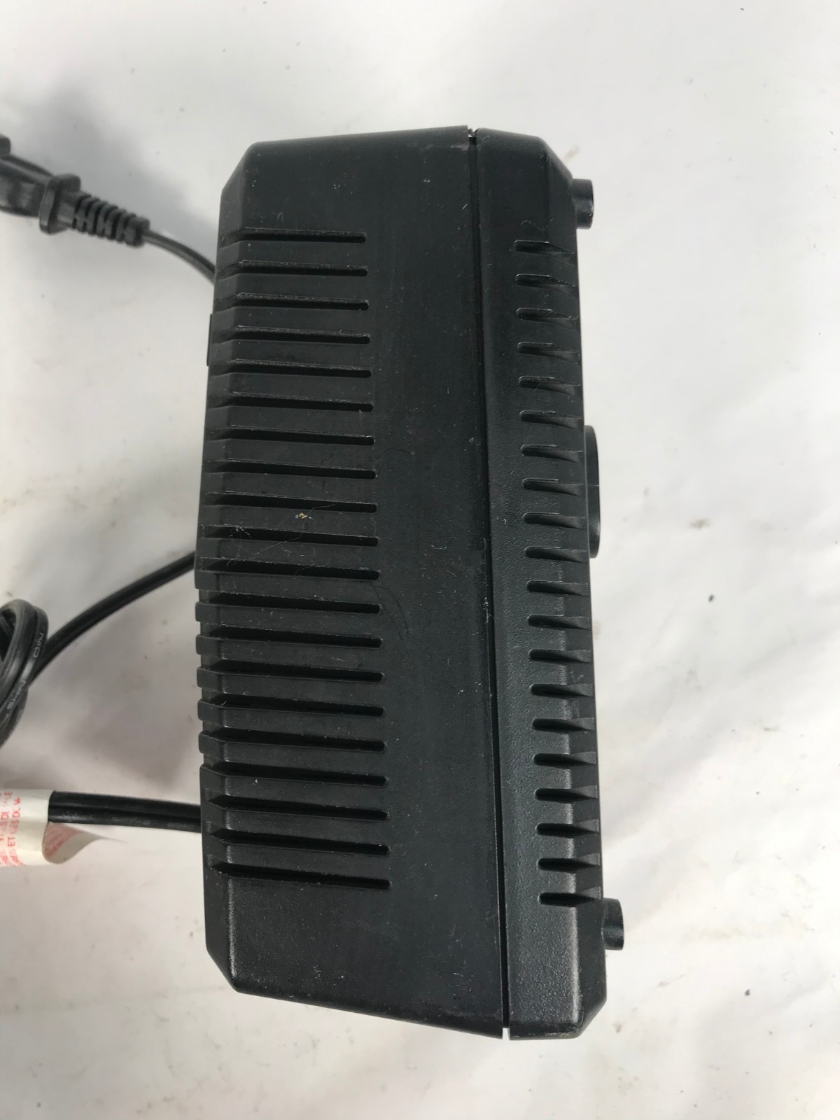 Bosch Model BC001 Battery Charger 7.2V-14.4V