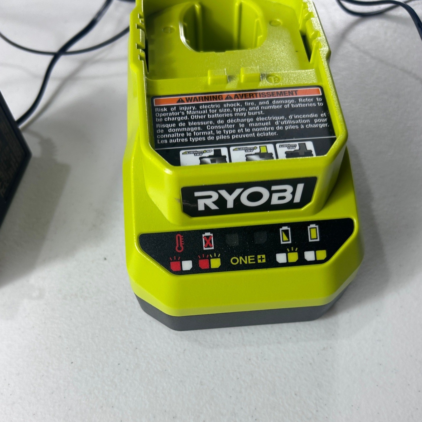 Ryobi PCG002 ONE+ 18V Lithium-Ion Battery Charger Hyper Green Class 2 BFP